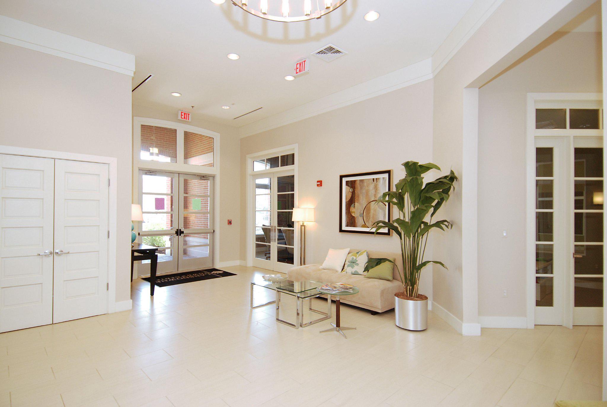 LANSDOWNE TOWN CENTER - Residential