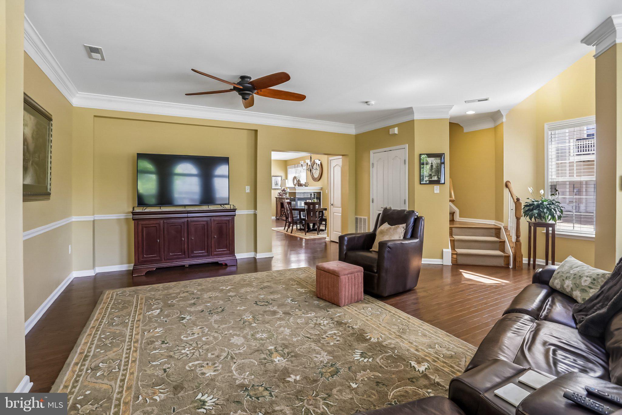 LANSDOWNE TOWN CENTER - Residential