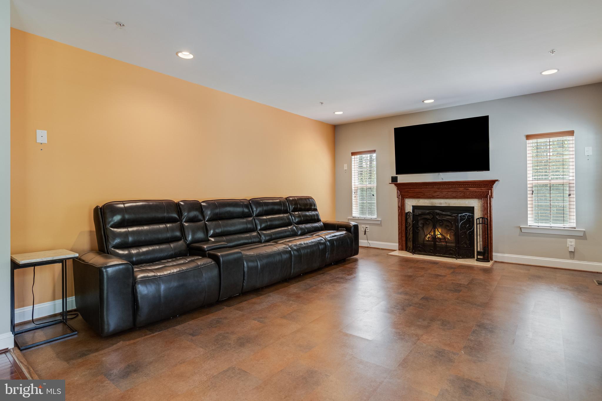 COACHMAN'S PATH - Residential