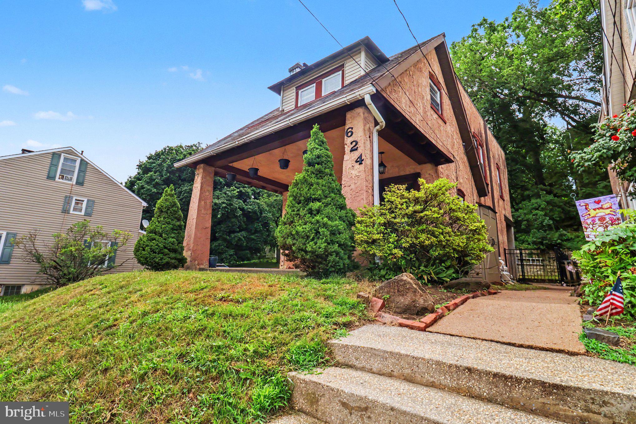 624 BRIDGE STREET