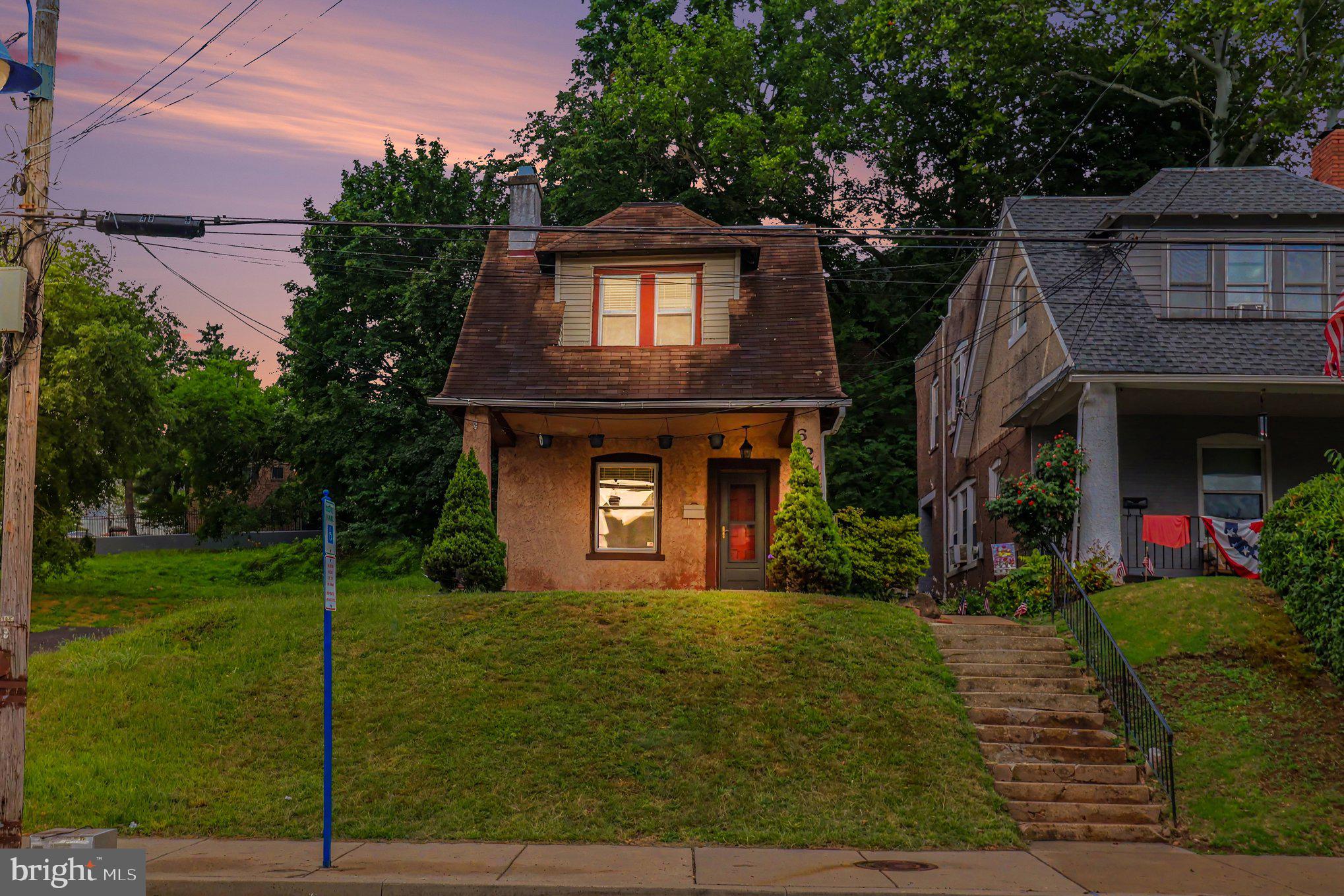 624 BRIDGE STREET