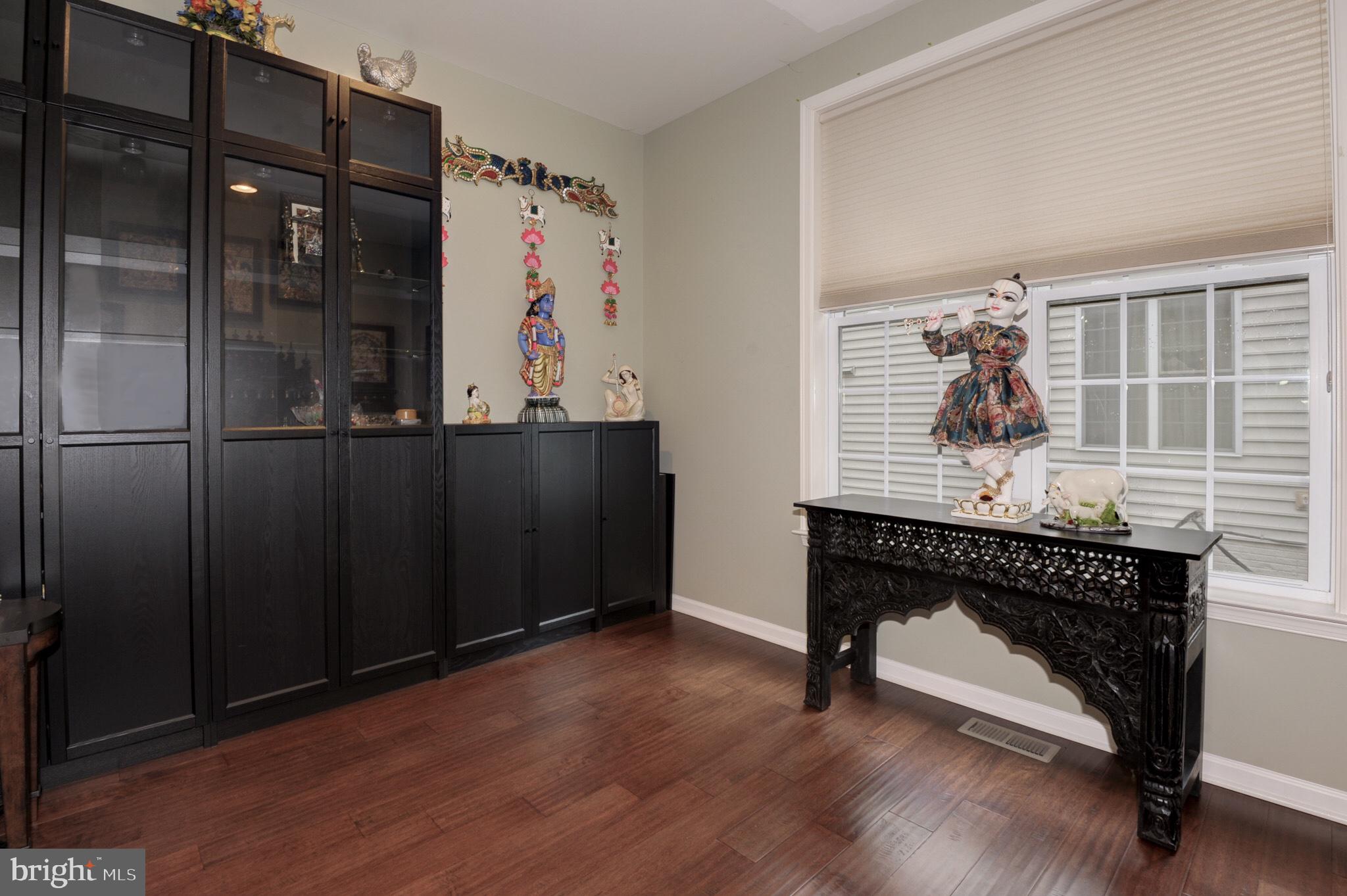 23166 GLENORCHY COURT