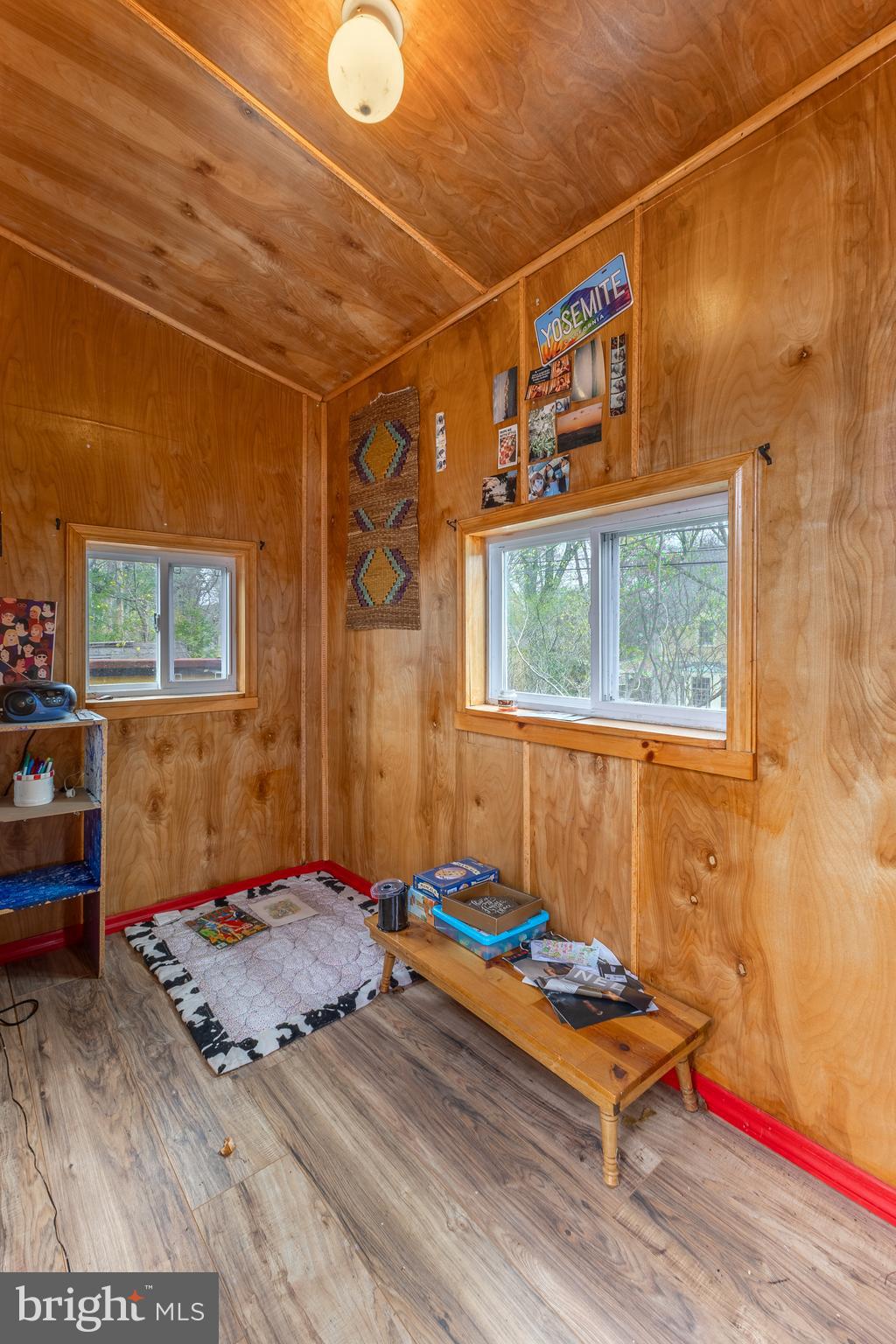 HOLMES-FOSTER - Residential