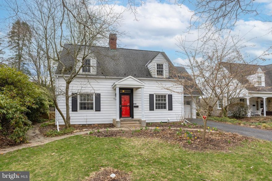 Sweet Cape Cod-style home offers a fantastic location, just moments from Penn State and downtown venues. Nestled in the desirable Holmes-Foster neighborhood, this home boasts a welcoming atmosphere with sun-filled rooms that radiate warmth. The heart of the home is the kitchen featuring a breakfast island, a cozy eat-in nook and a wall of windows that floods the space with natural light. From the kitchen, you'll flow into the sunroom which offers access to a delightful deck with a pergola— an ideal spot unwinding in the sunshine. The main floor features a spacious primary bedroom with an en-suite bath and direct access to a deck offering a serene atmosphere. The formal dining area, generous living room and half bath round out the main floor's layout. Upstairs, you'll find three bedrooms and an updated full bath, complete with elegant tile work. The lower level adds even more space with a rec room, unfinished storage area, and laundry room. The backyard is a fenced-in private oasis, featuring a treehouse with power, swing set, shed, and garden beds, creating a perfect space for outdoor enjoyment. One-car garage. With ample room for gathering, this home is perfect for creating lasting memories.