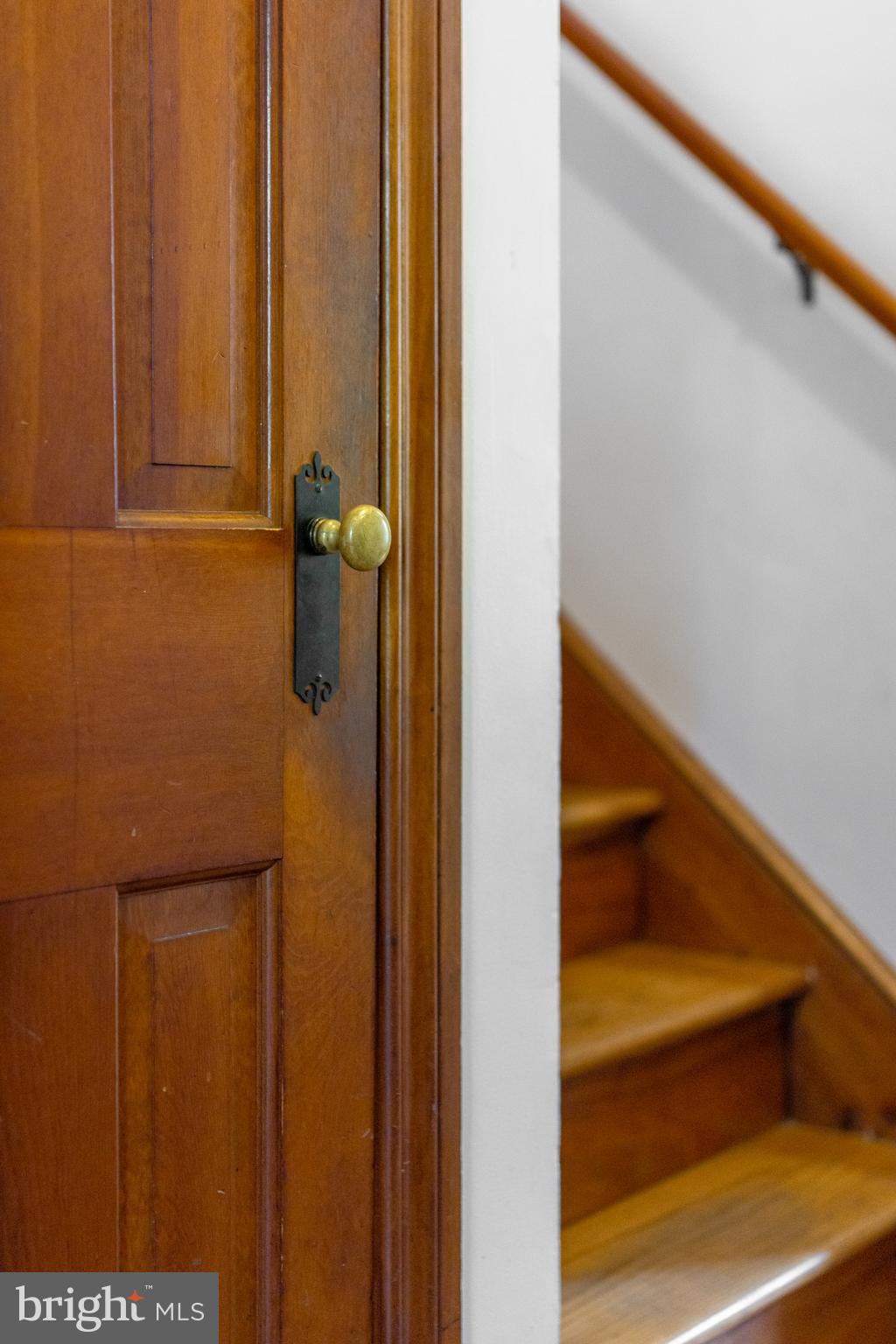 HOLMES-FOSTER - Residential