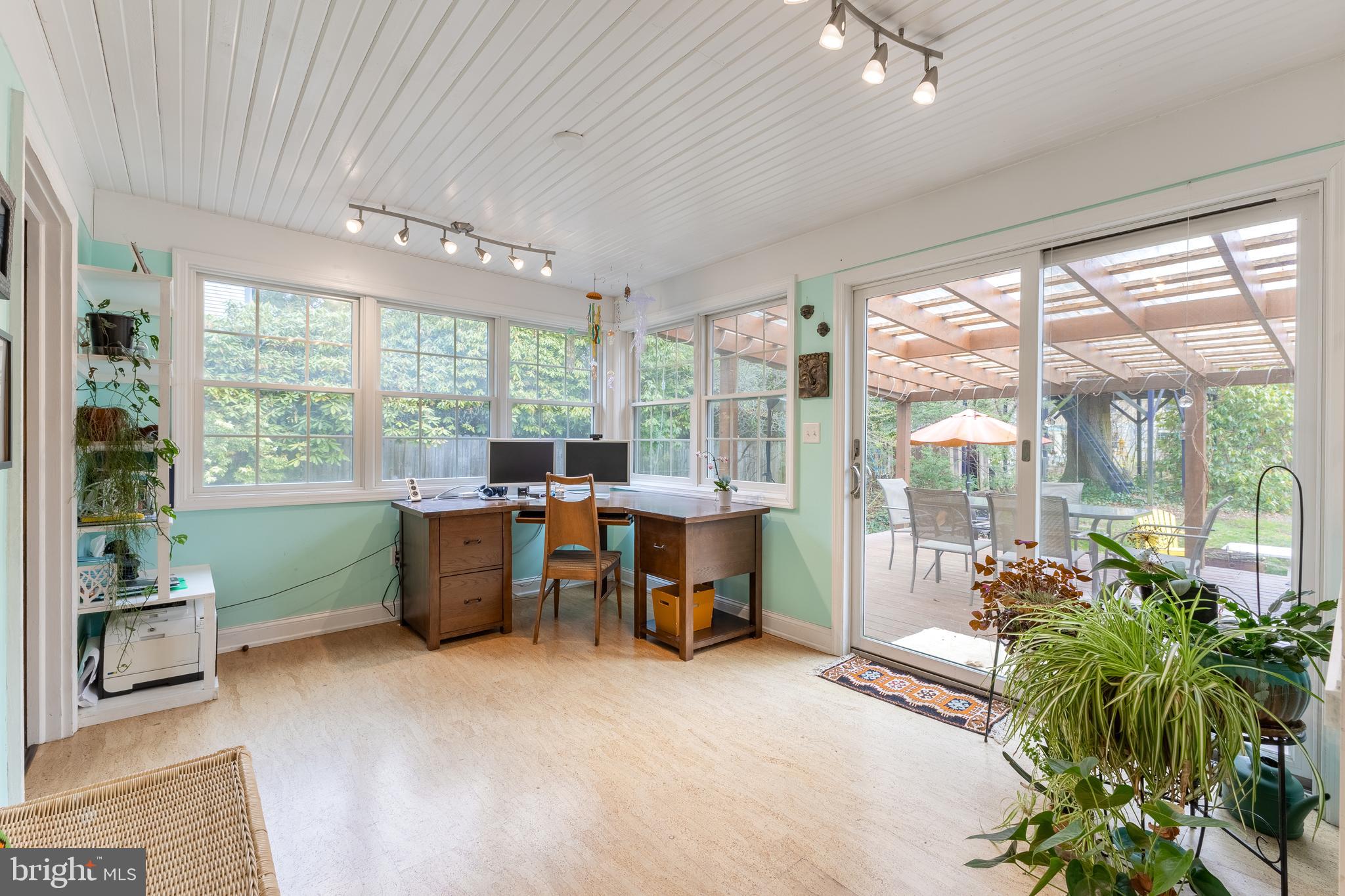 HOLMES-FOSTER - Residential