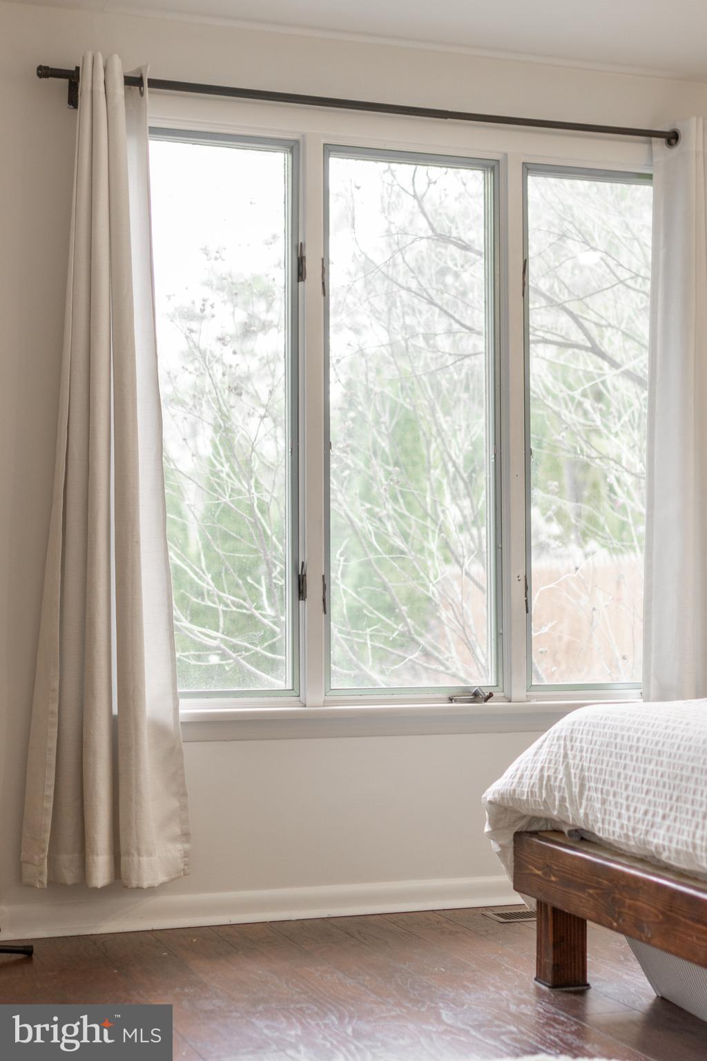 HOLMES-FOSTER - Residential