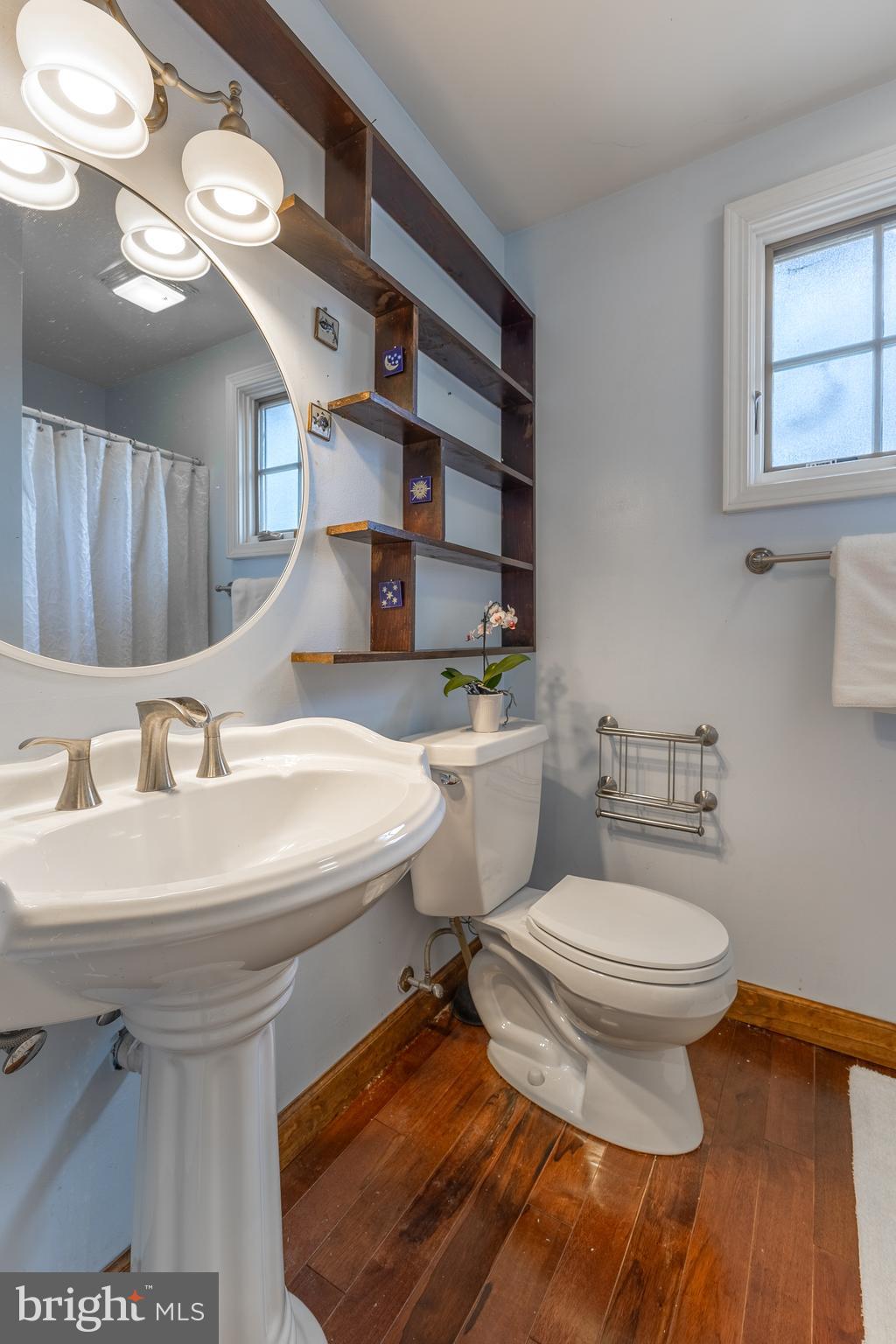 HOLMES-FOSTER - Residential