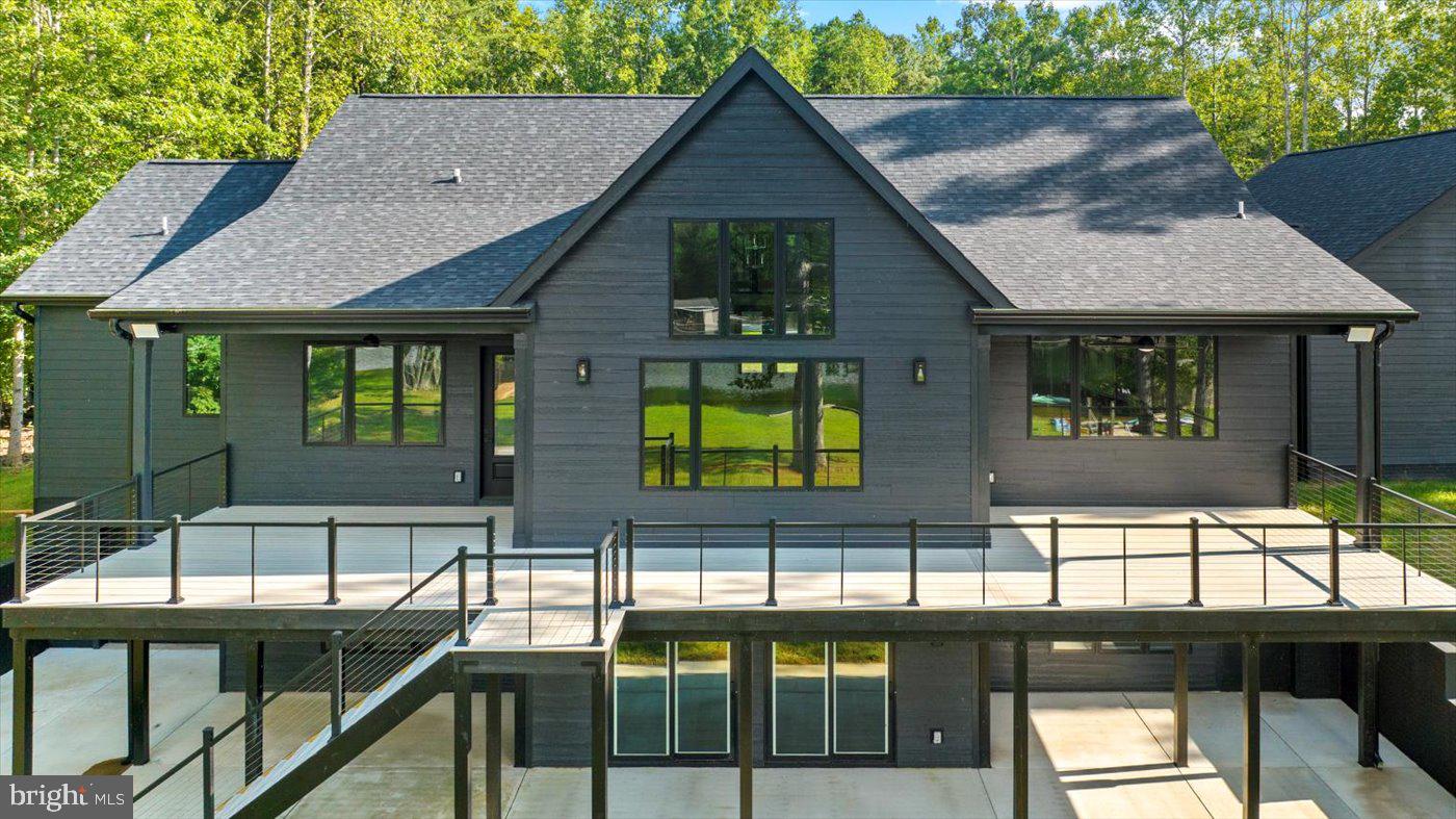 FOXWOOD MANOR - Residential