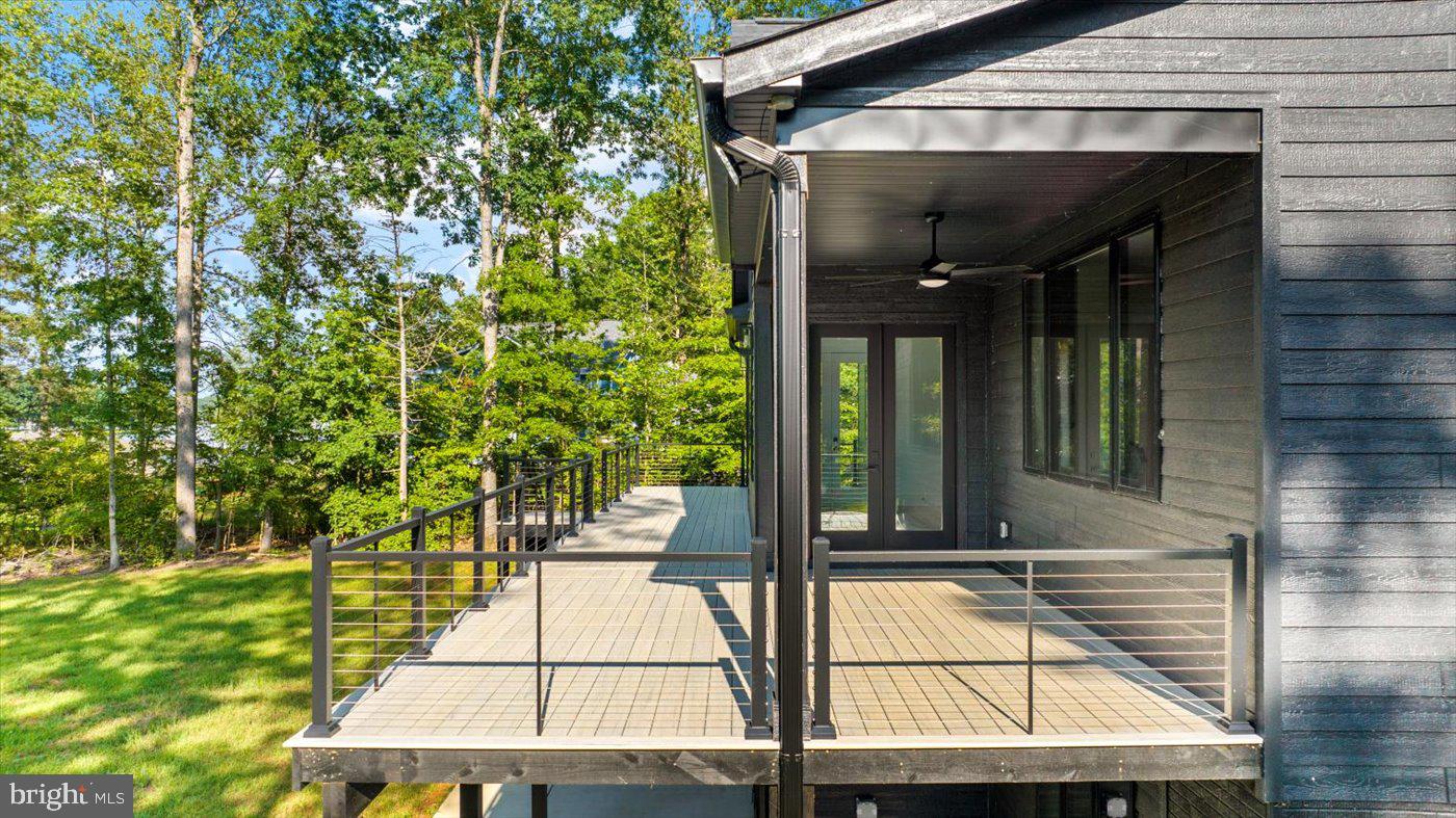 FOXWOOD MANOR - Residential