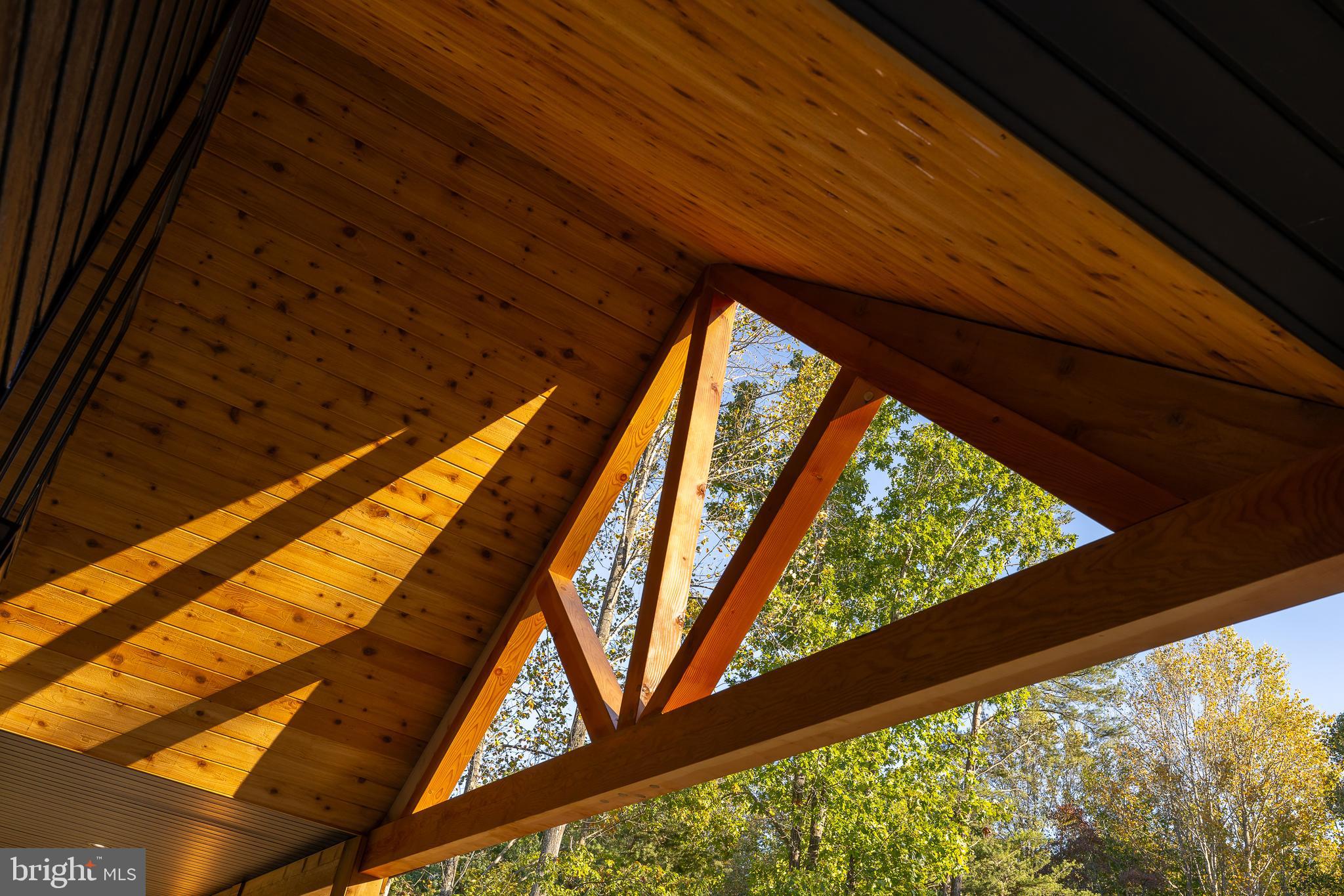 FOXWOOD MANOR - Residential