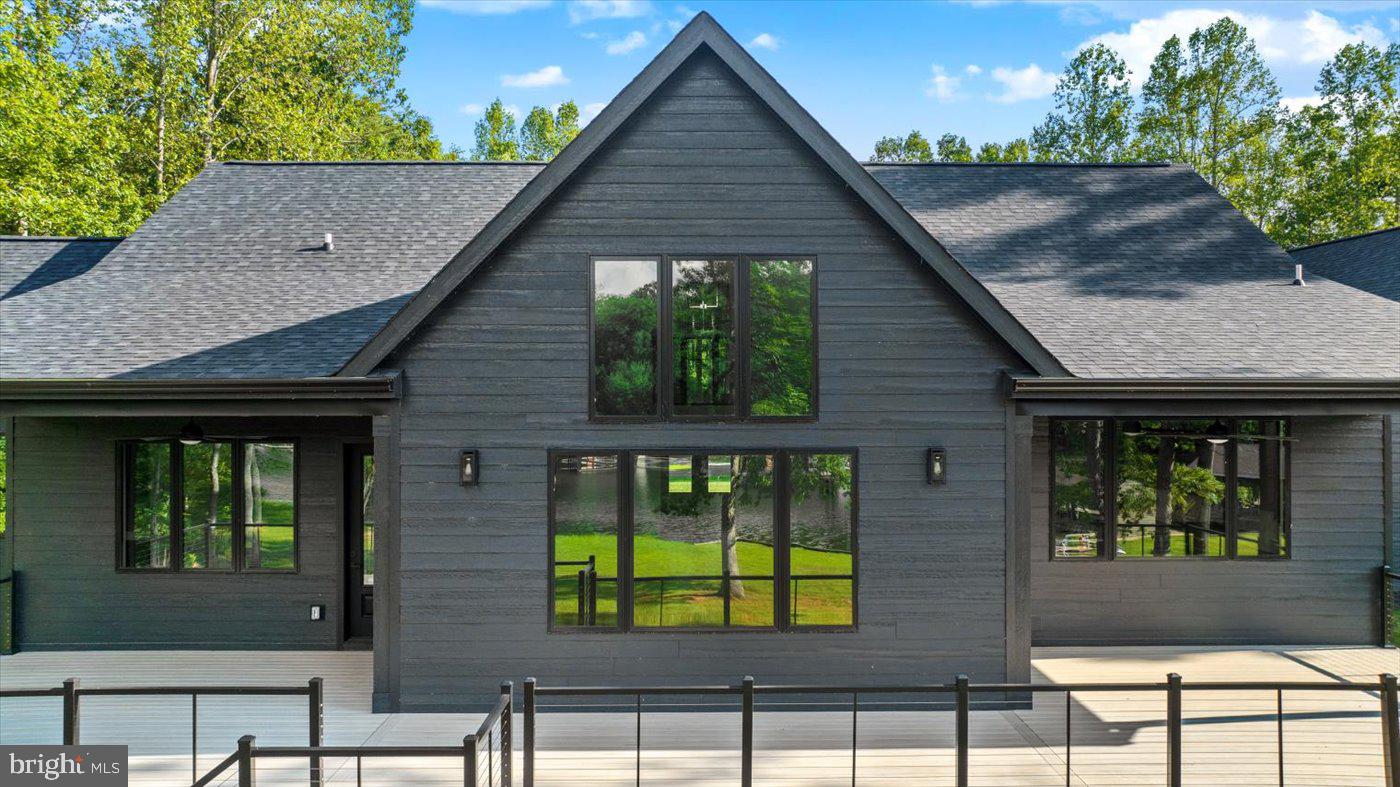 FOXWOOD MANOR - Residential