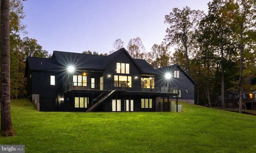 235 SIR WALTER DRIVE
