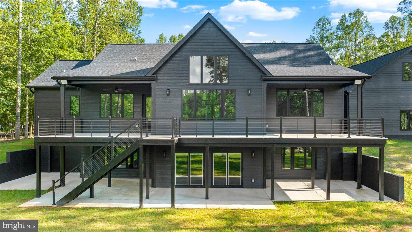 FOXWOOD MANOR - Residential