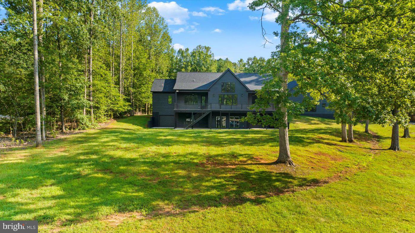 FOXWOOD MANOR - Residential