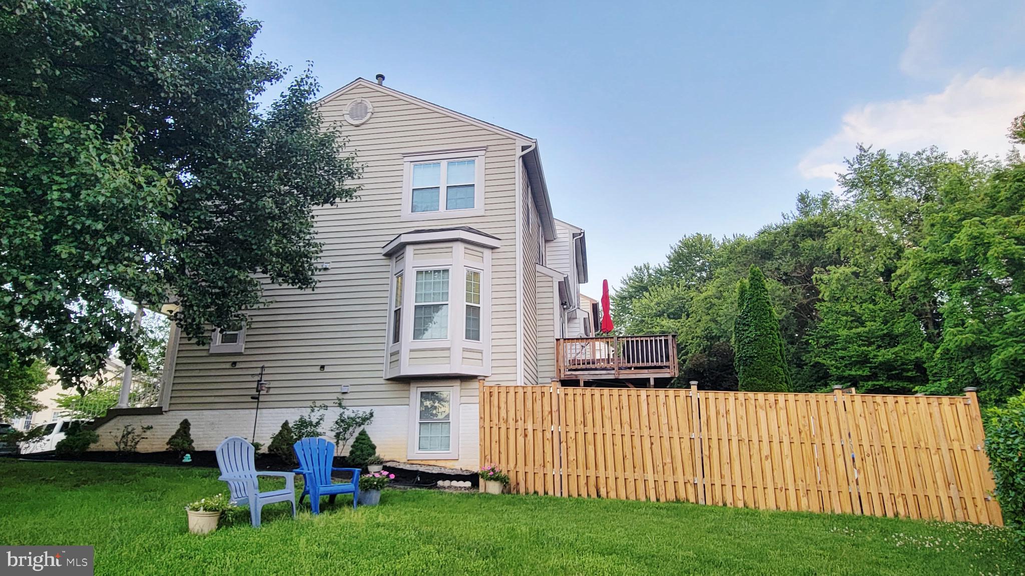 3283 GINA PLACE