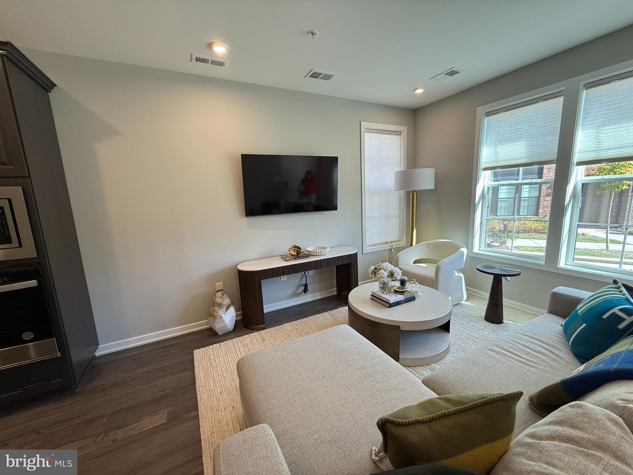 7567 SAWYER FARM WAY