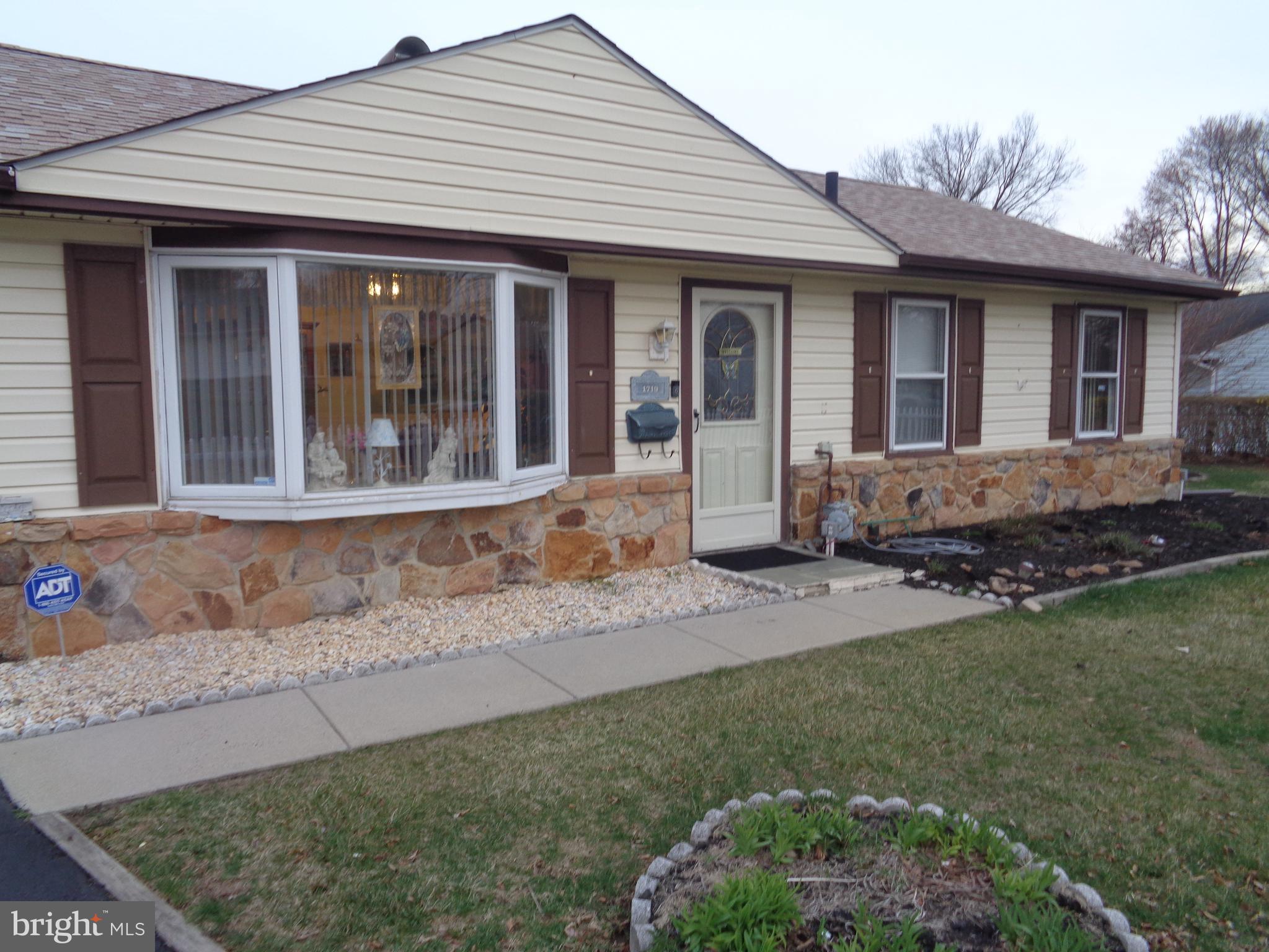 CROYDON ACRES - Residential