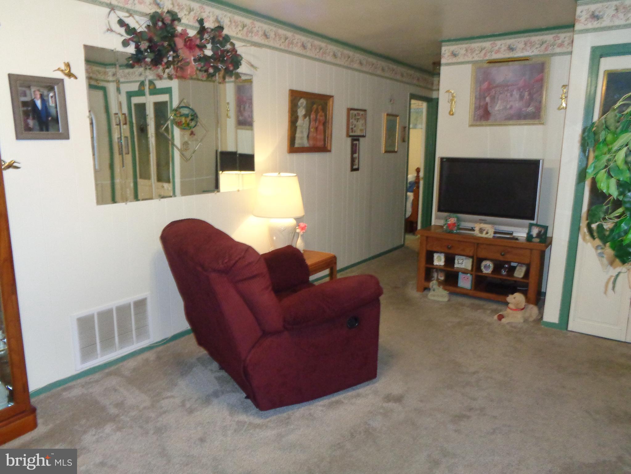 CROYDON ACRES - Residential