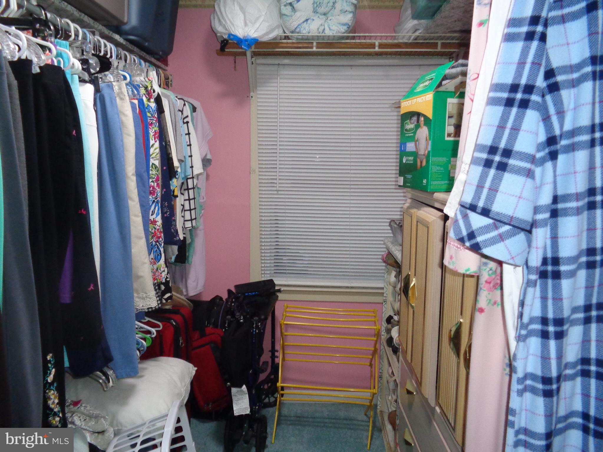 CROYDON ACRES - Residential