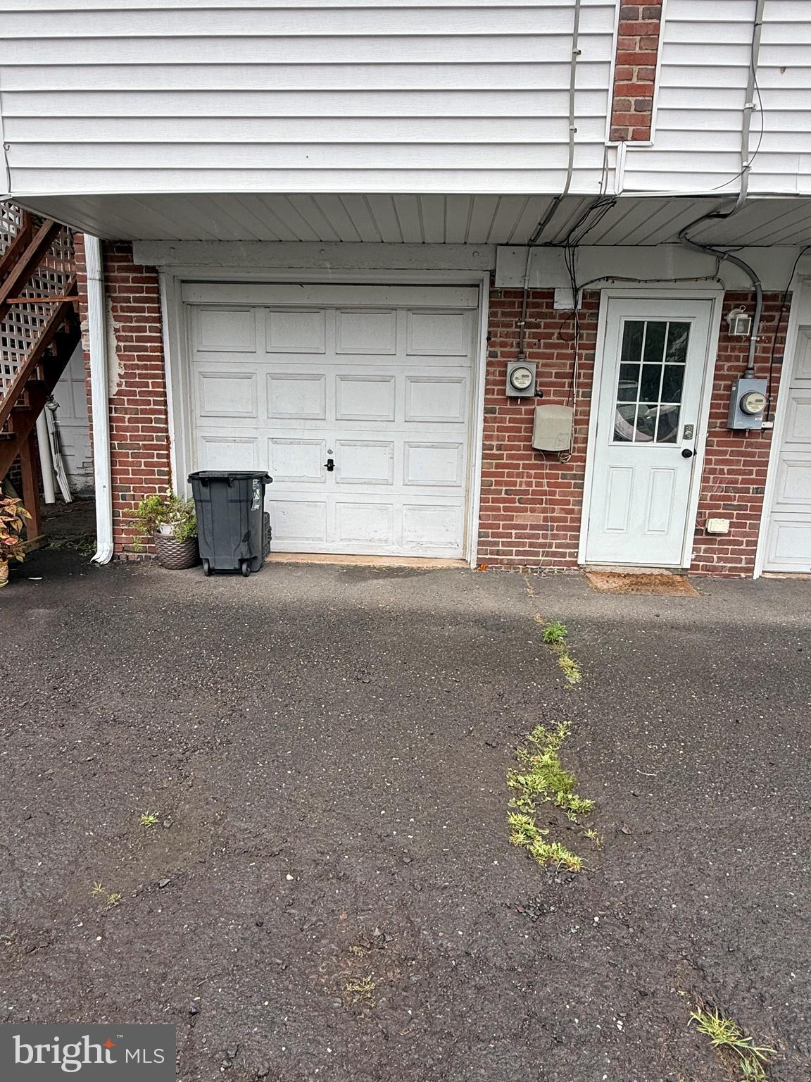 203 S 11TH STREET