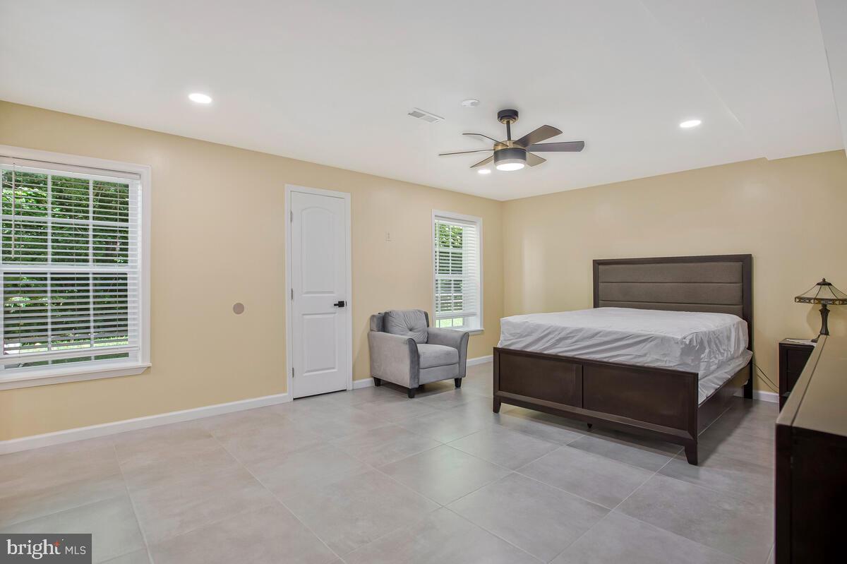 15444 SYMONDSBURY WAY