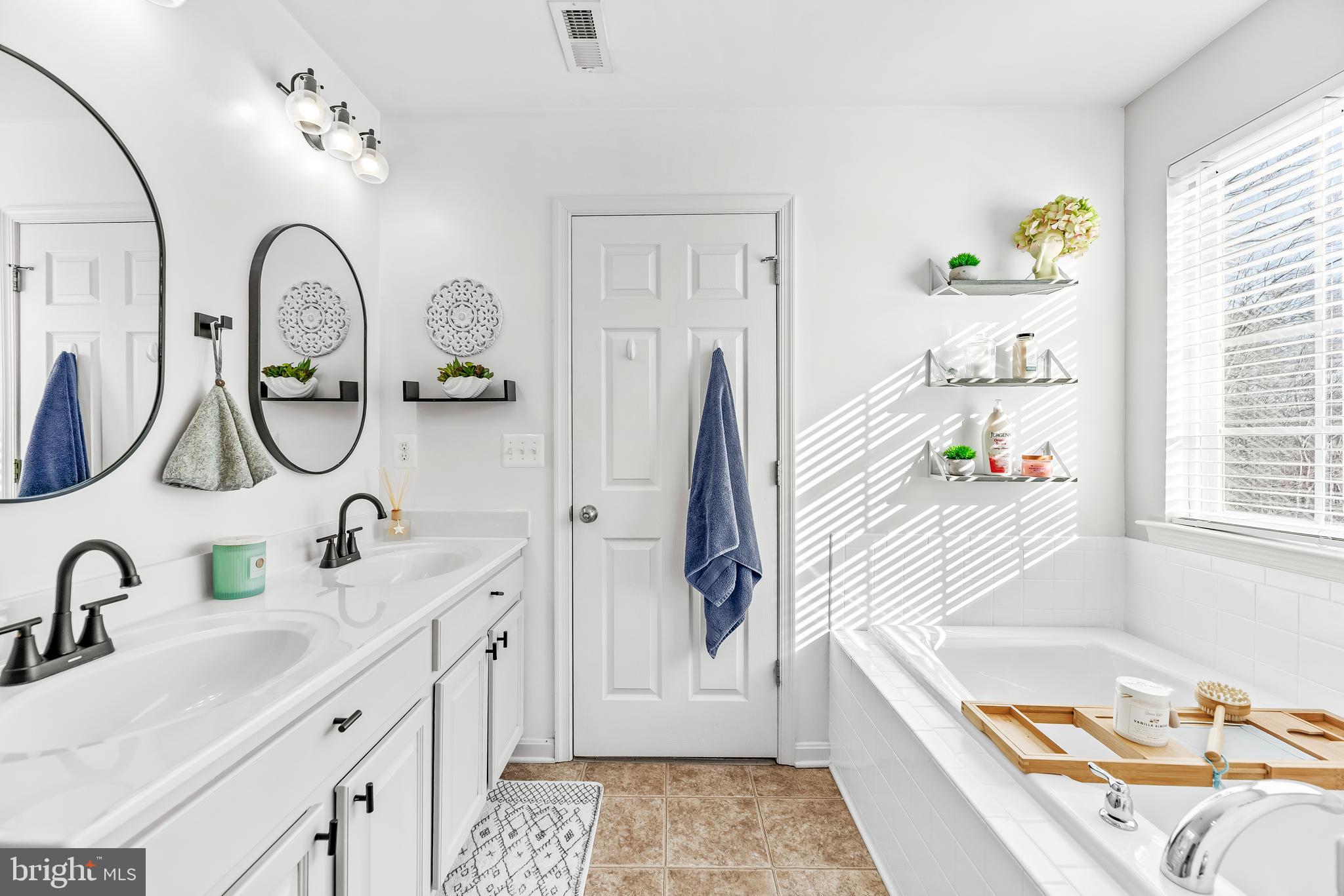 PRINCE FREDERICK CROSSING - Residential