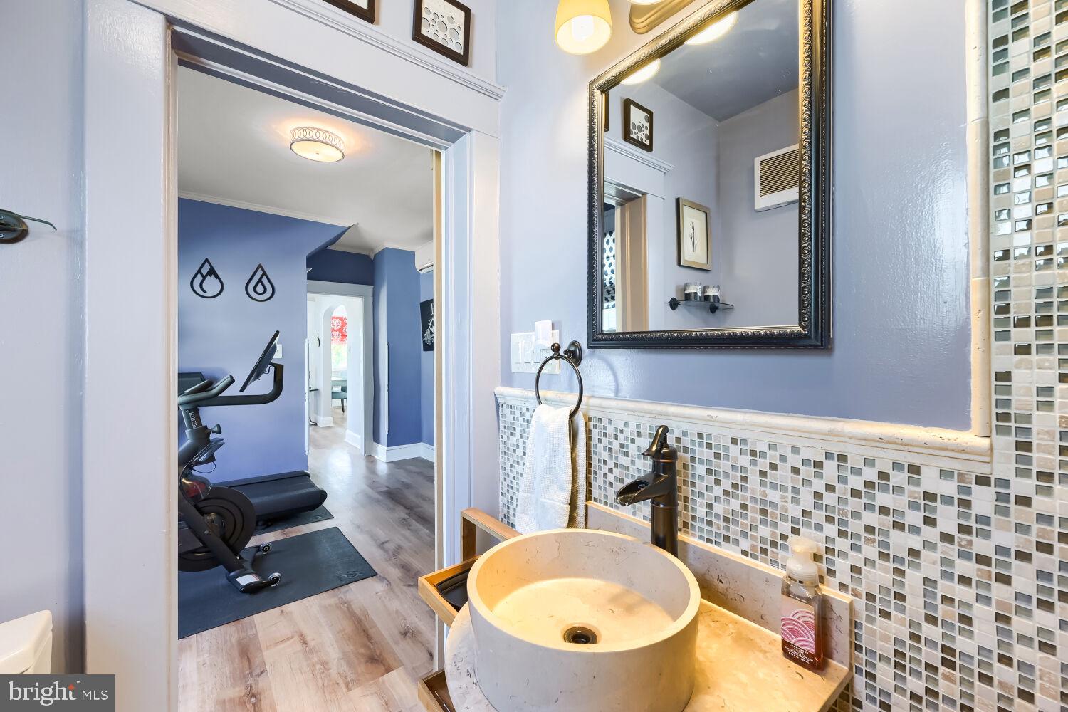 NORTH HALETHORPE - Residential