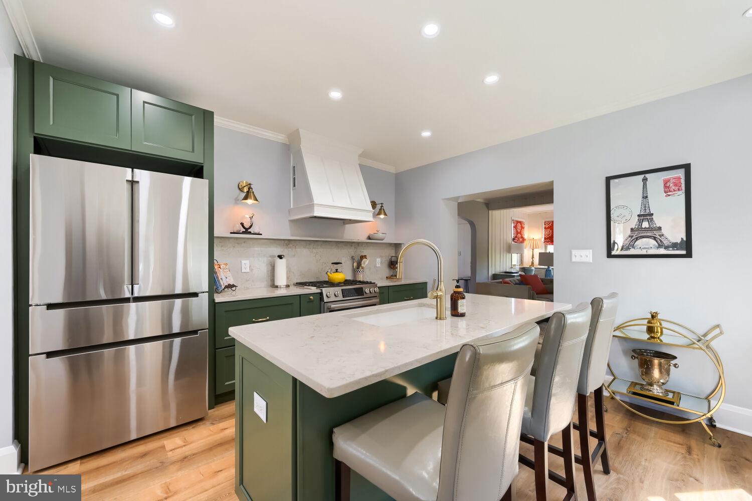 NORTH HALETHORPE - Residential