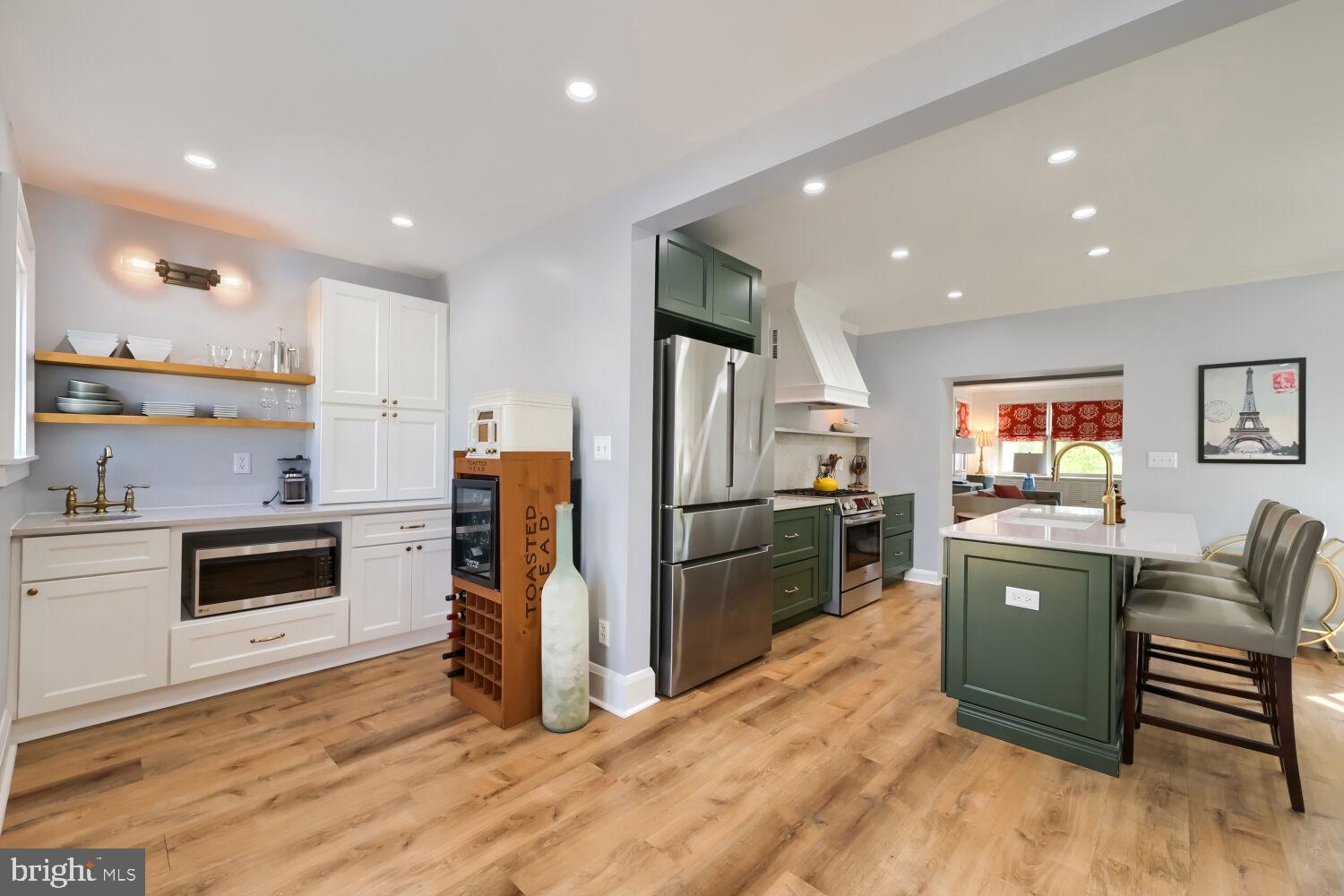 NORTH HALETHORPE - Residential