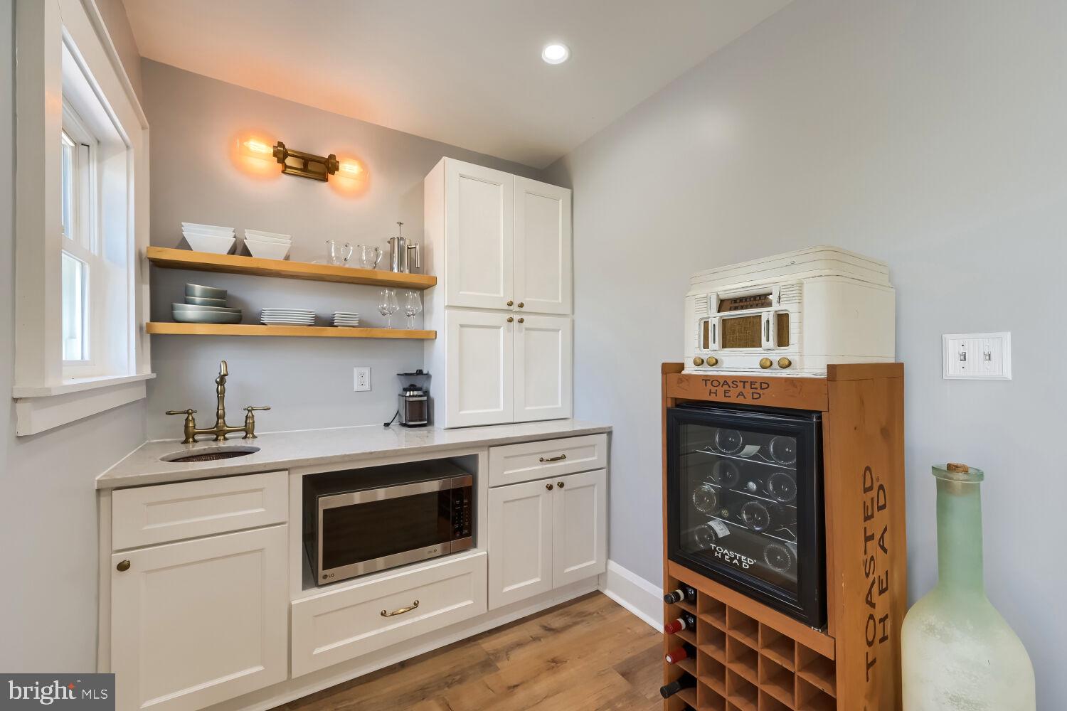 NORTH HALETHORPE - Residential