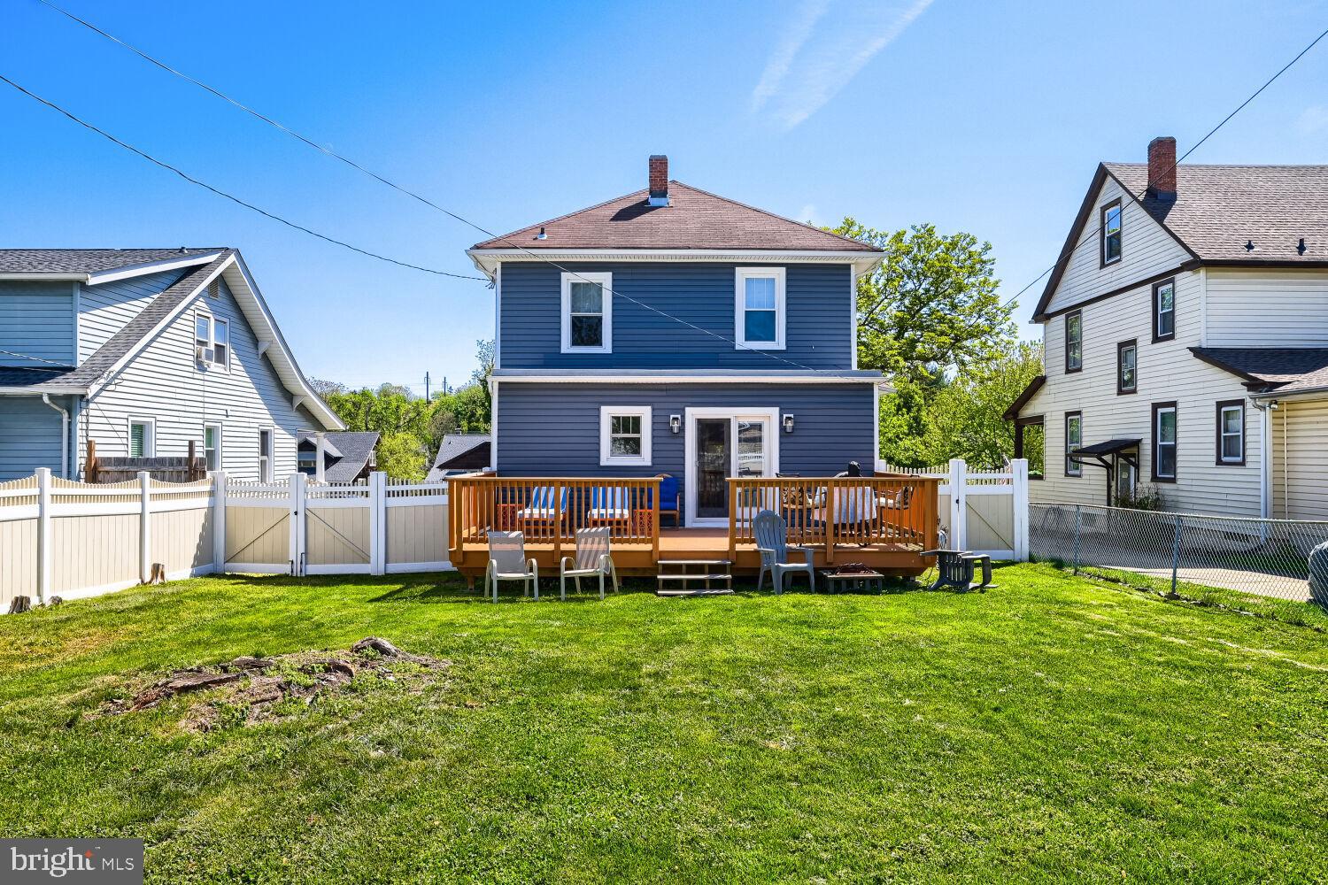 NORTH HALETHORPE - Residential