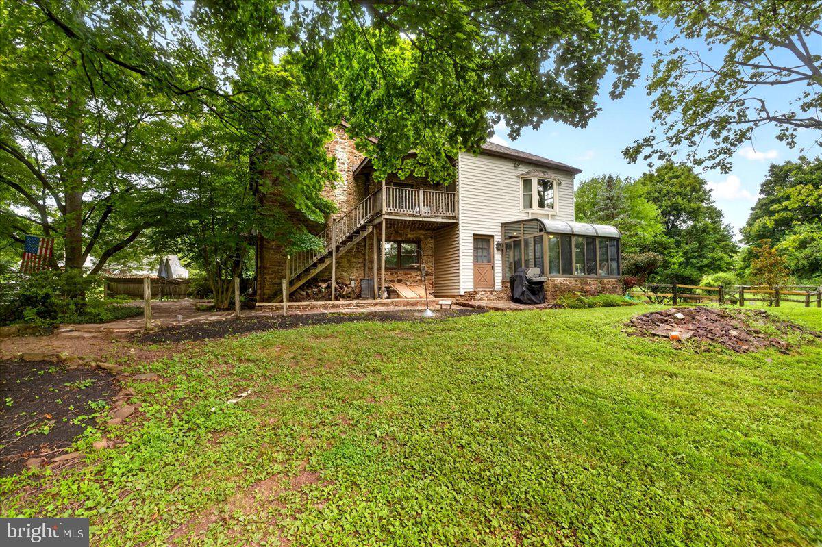 2527 HILLTOWN PIKE