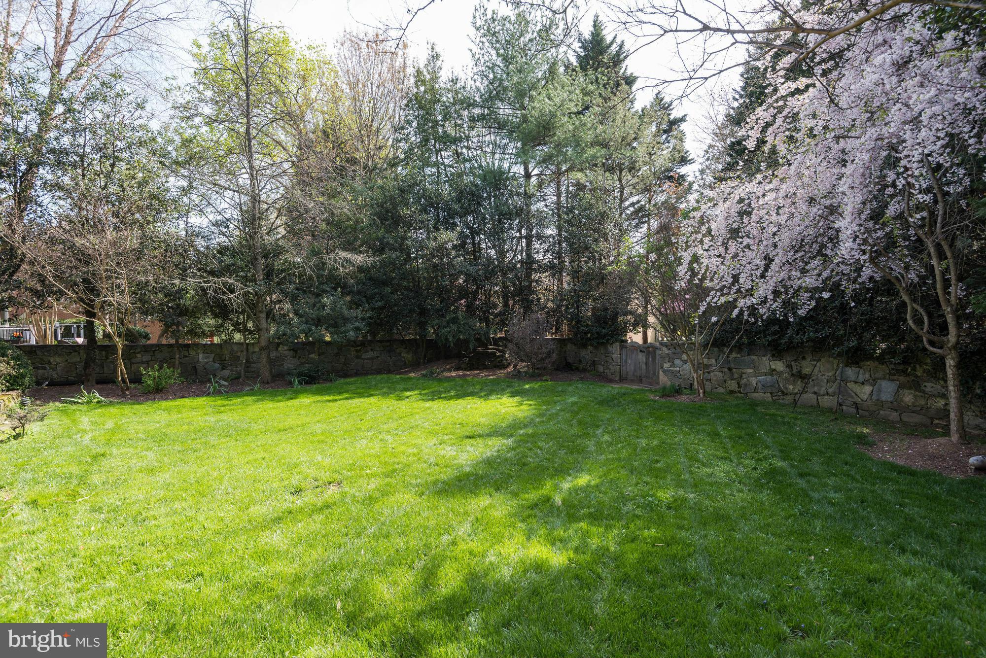 AVENEL - Residential