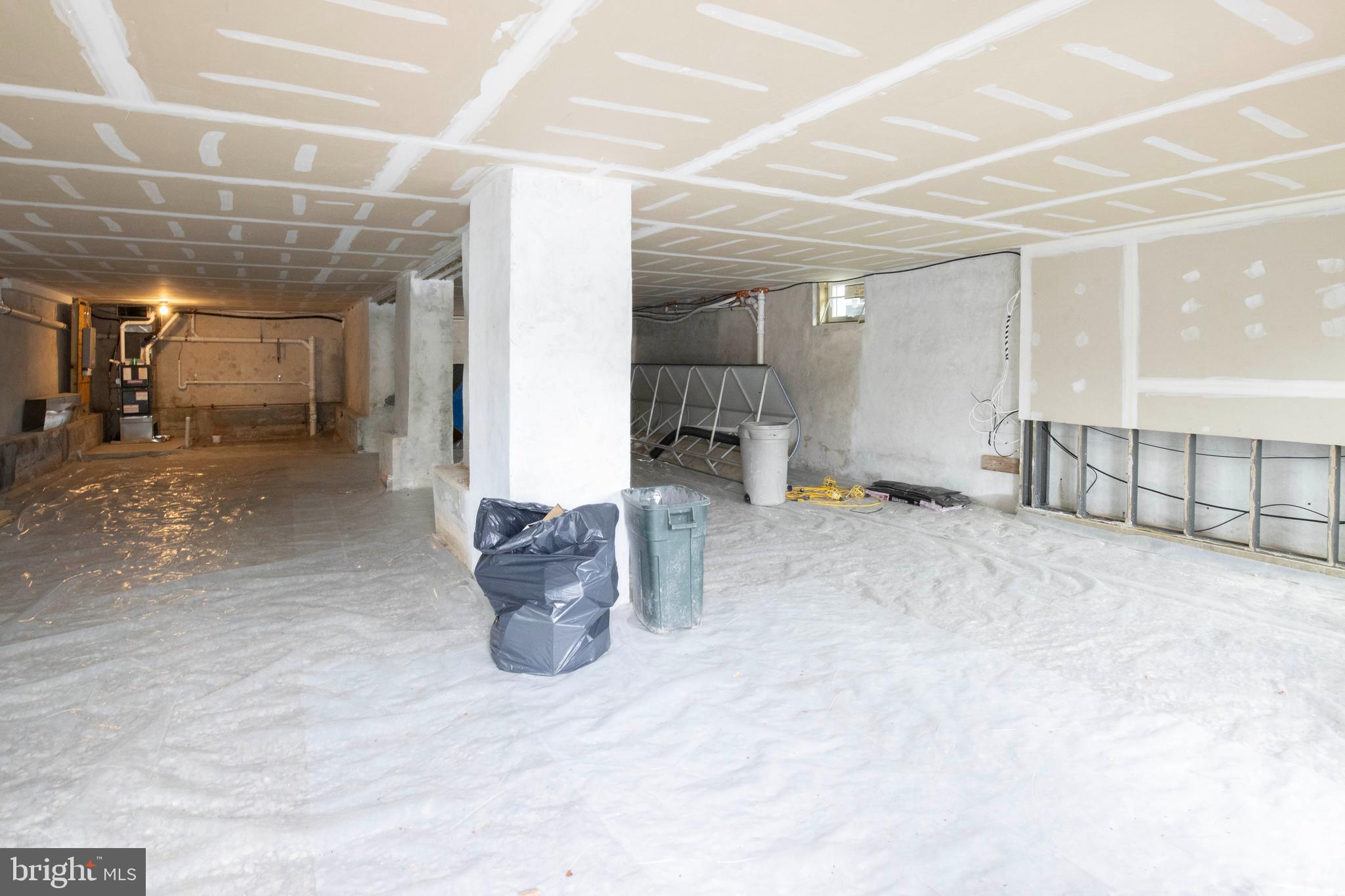 840 MONTGOMERY AVENUE