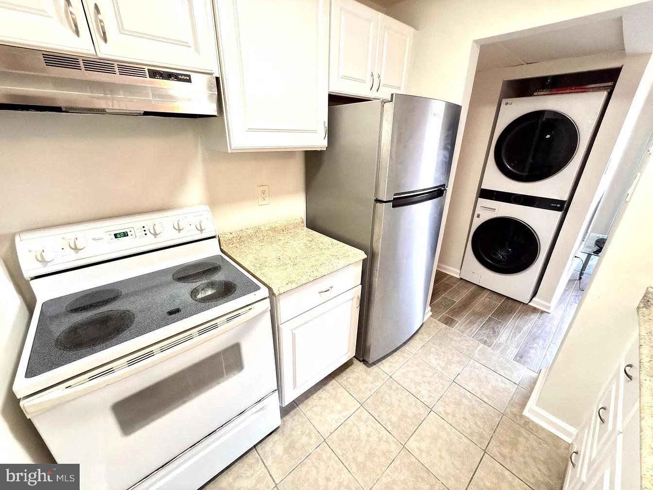 WATERFORD LANDING - Residential