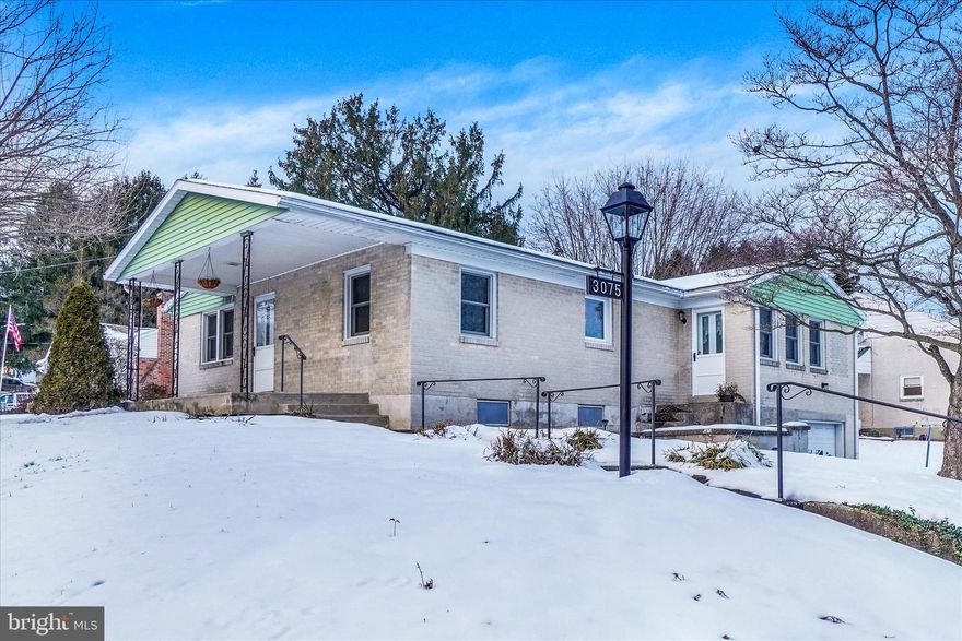 Welcome to this charming 3-bedroom, 2-bathroom rancher in Dover, PA! This cozy home is perfect for those seeking one-level living with a convenient layout. Inside, you'll find a comfortable living space, an eat-in kitchen, and three well-sized bedrooms. This home also includes a finished lower level family room.  With its peaceful neighborhood setting, this home provides a welcoming atmosphere. Located in Dover, you'll have access to local schools, parks, and amenities, making it a great place to settle down. Don't miss the chance to make this lovely rancher your new home!