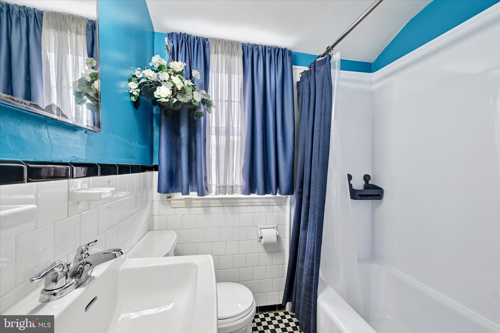 KNETTISHALL - Residential