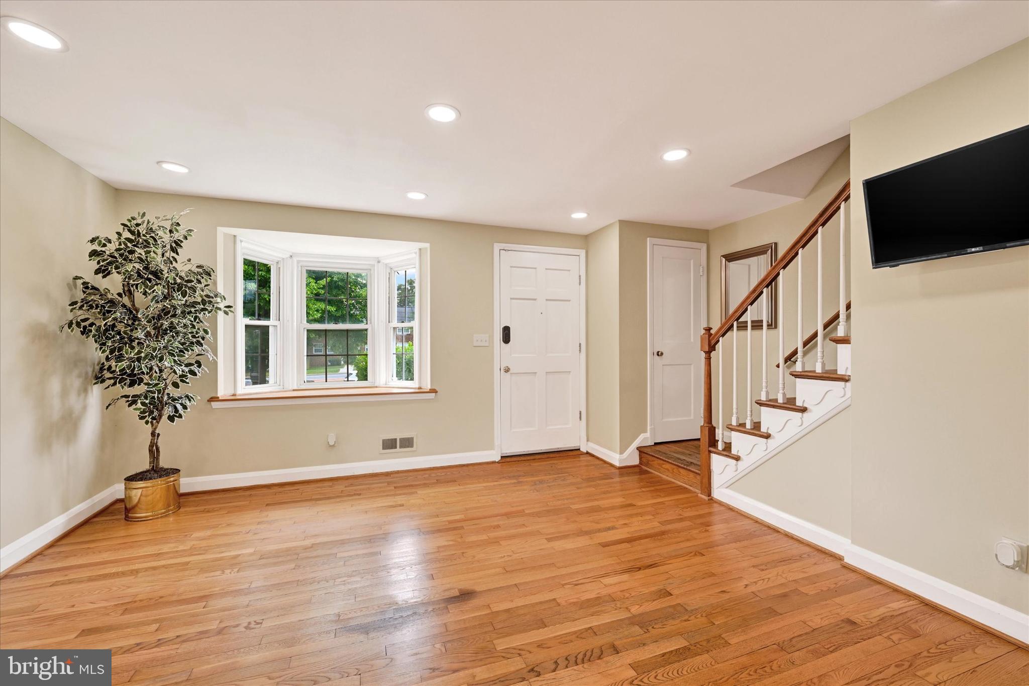 8352 LOCH RAVEN BOULEVARD