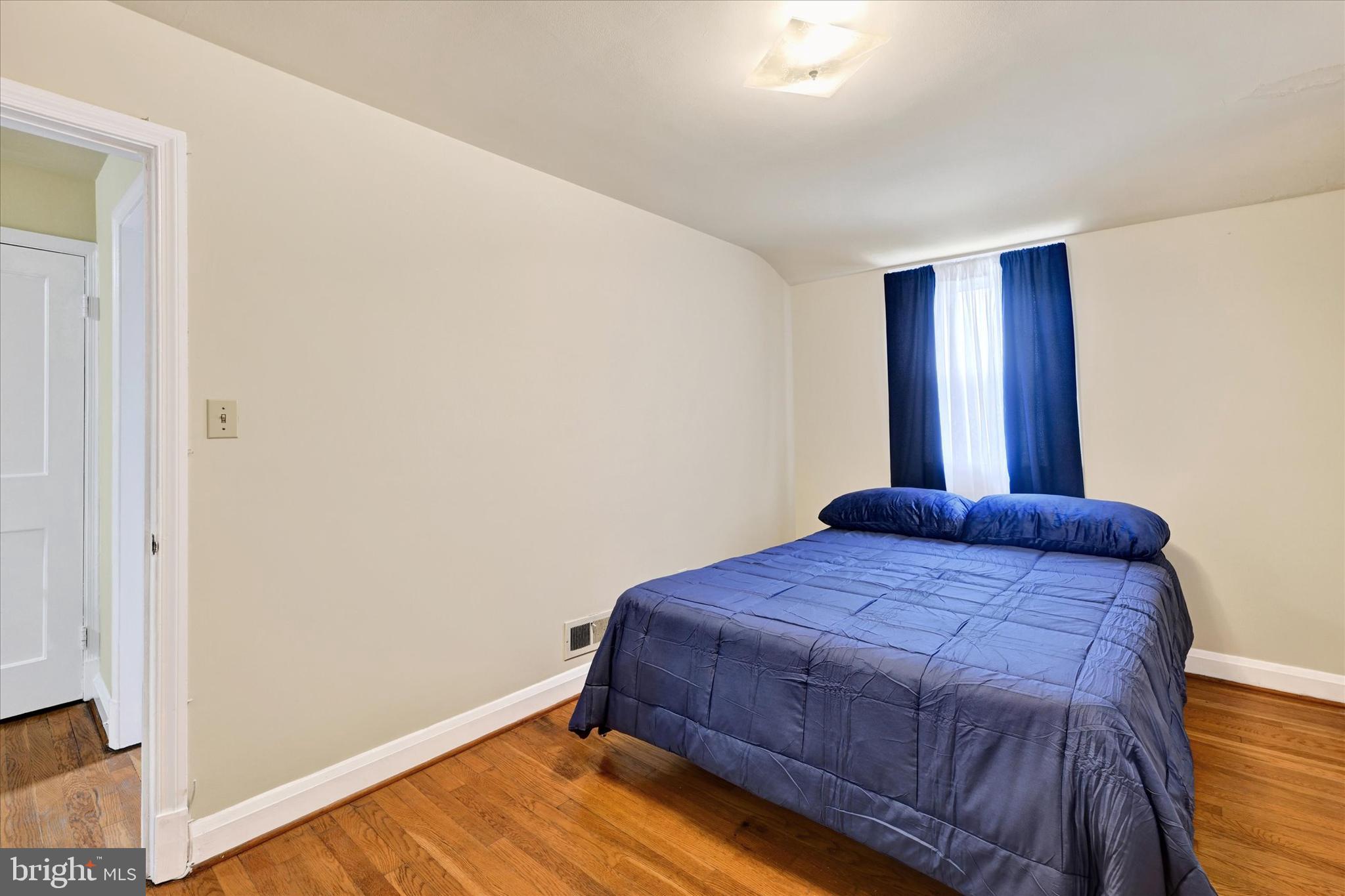 KNETTISHALL - Residential