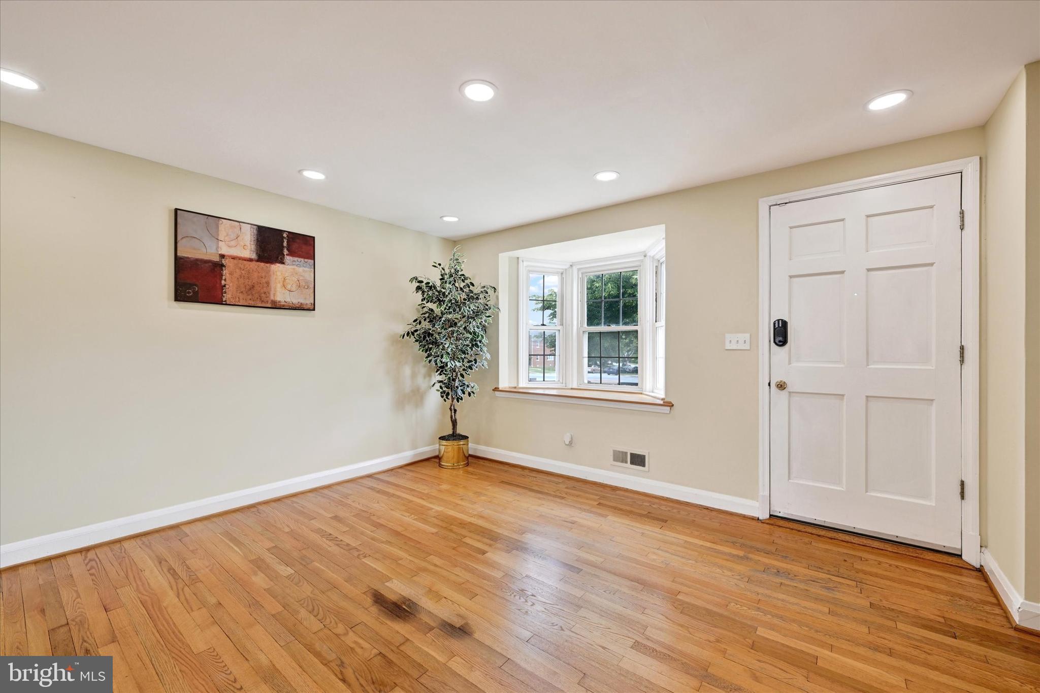 8352 LOCH RAVEN BOULEVARD