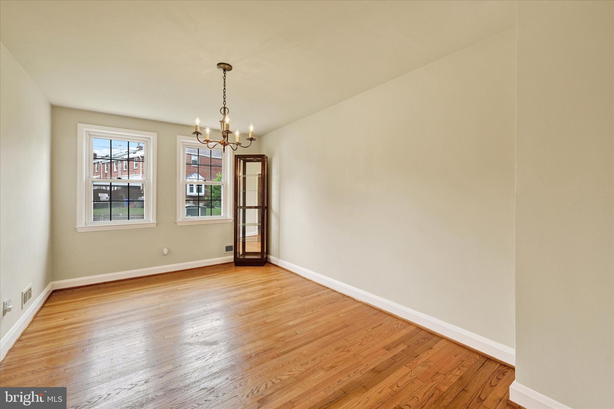 KNETTISHALL - Residential