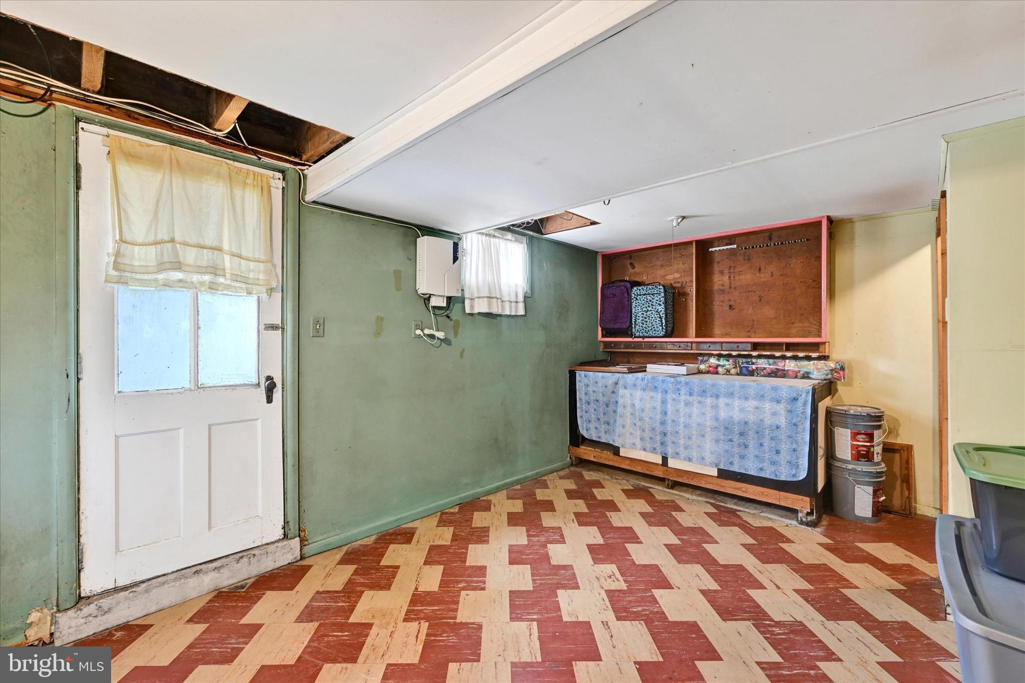 KNETTISHALL - Residential