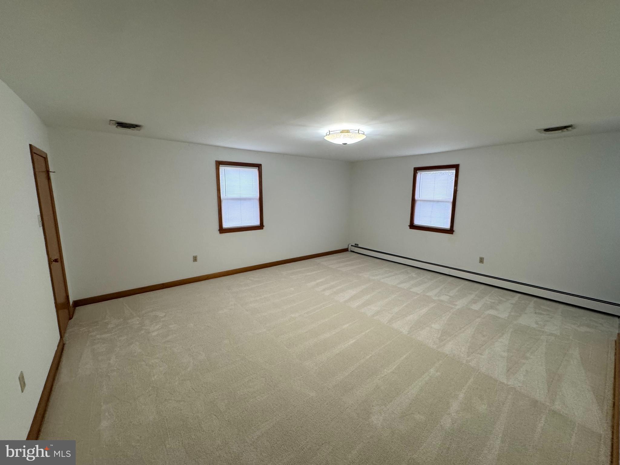 FORT WASHINGTON - Residential Lease