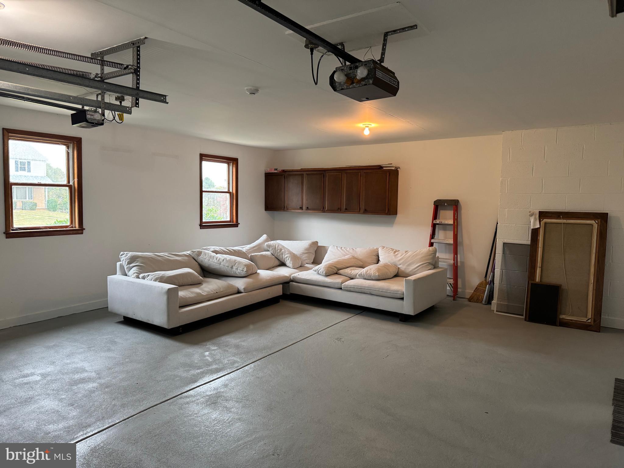 FORT WASHINGTON - Residential Lease