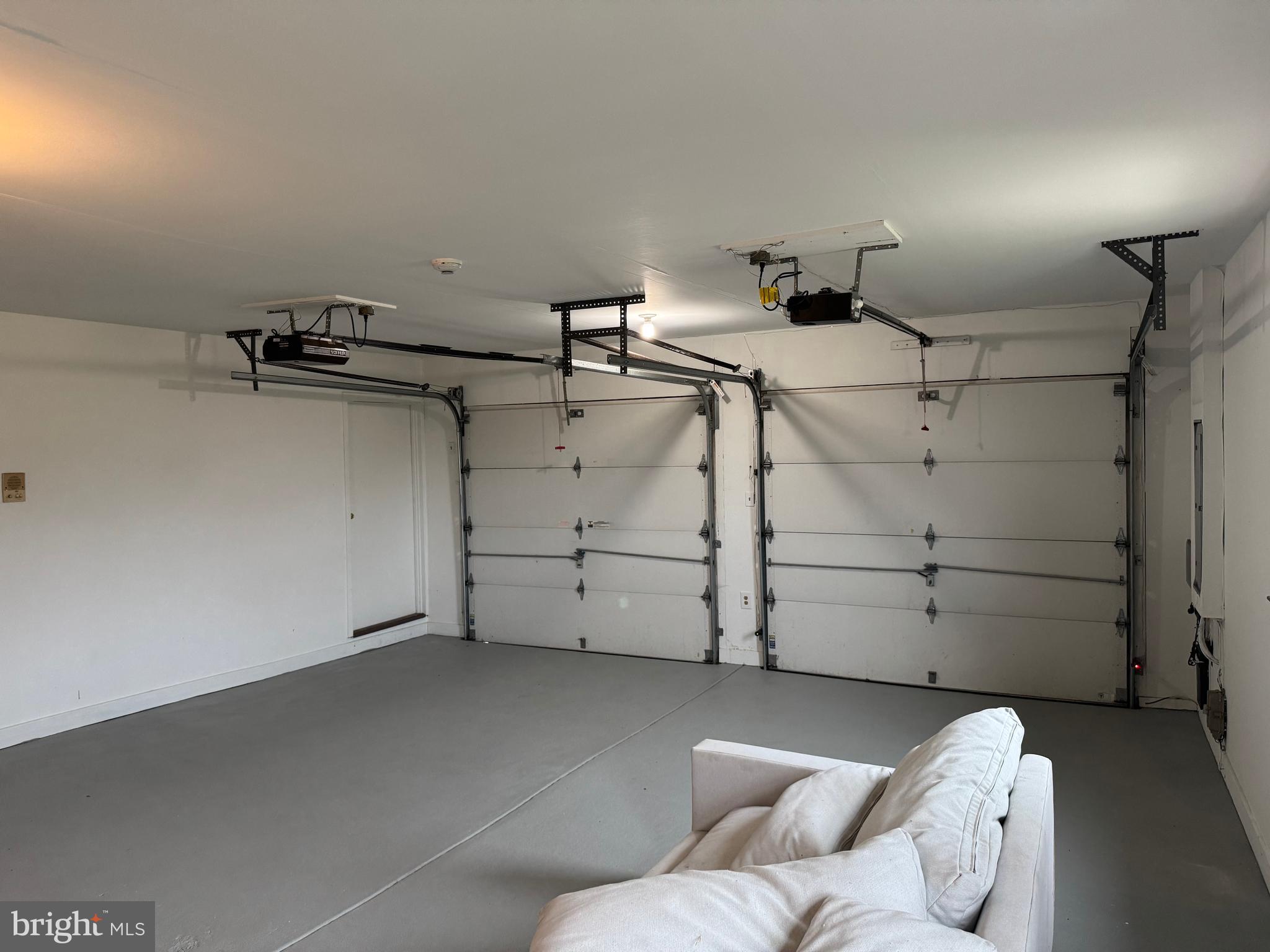 FORT WASHINGTON - Residential Lease