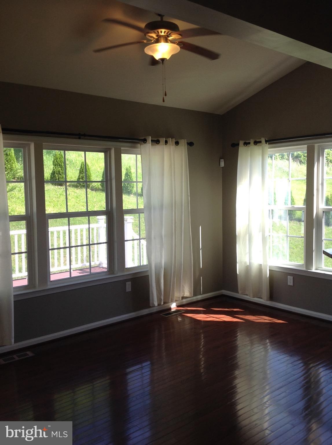 VILLAGE OF MEADOW CREEK - Residential