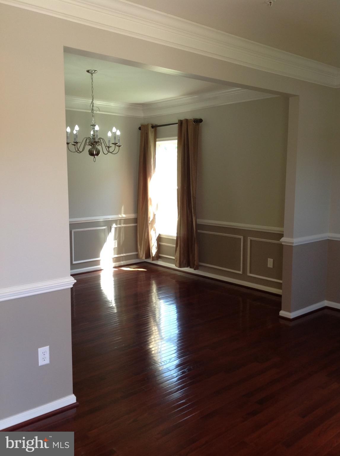 VILLAGE OF MEADOW CREEK - Residential