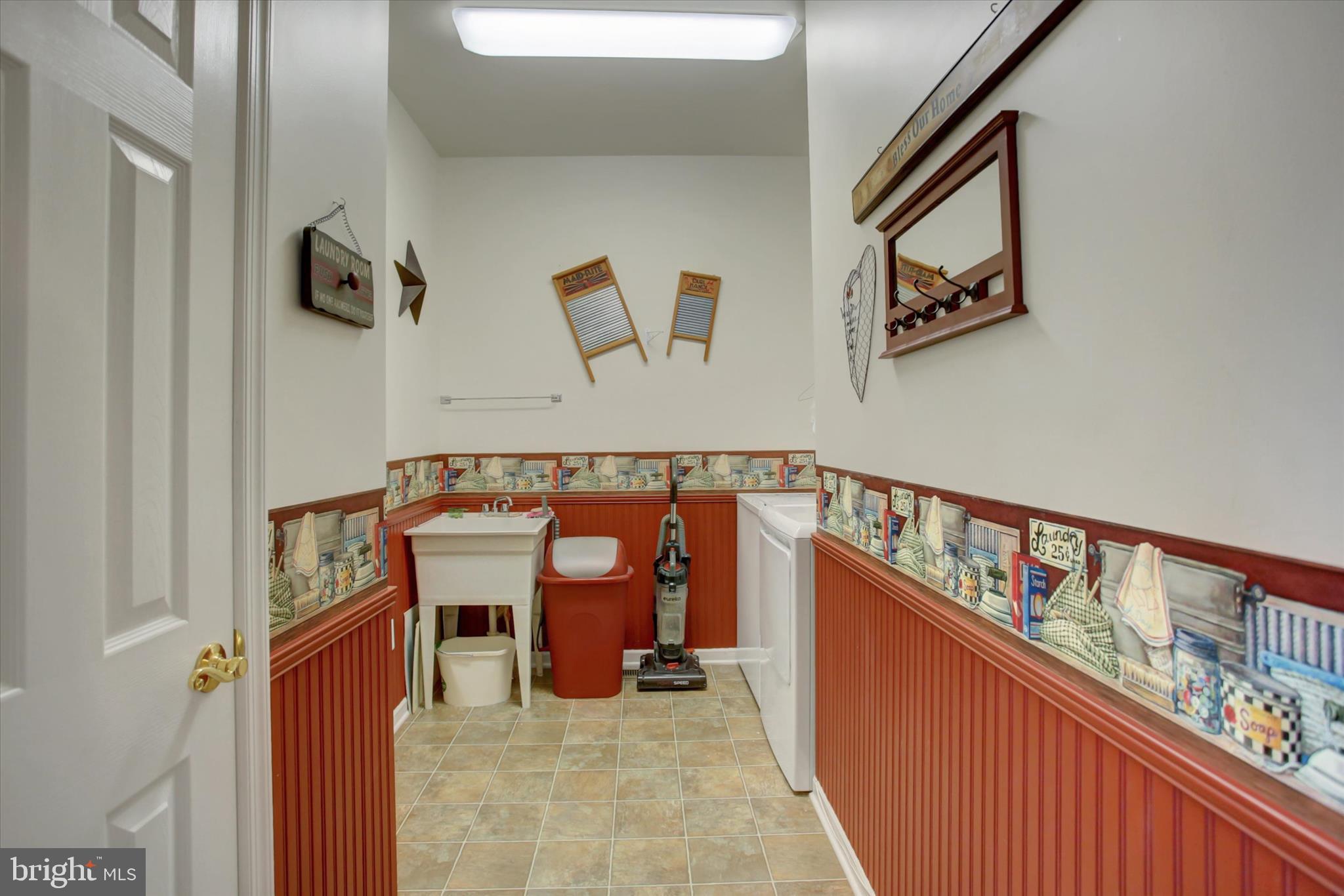 SIGNATURE CLUB AT GREENVIEW - Residential