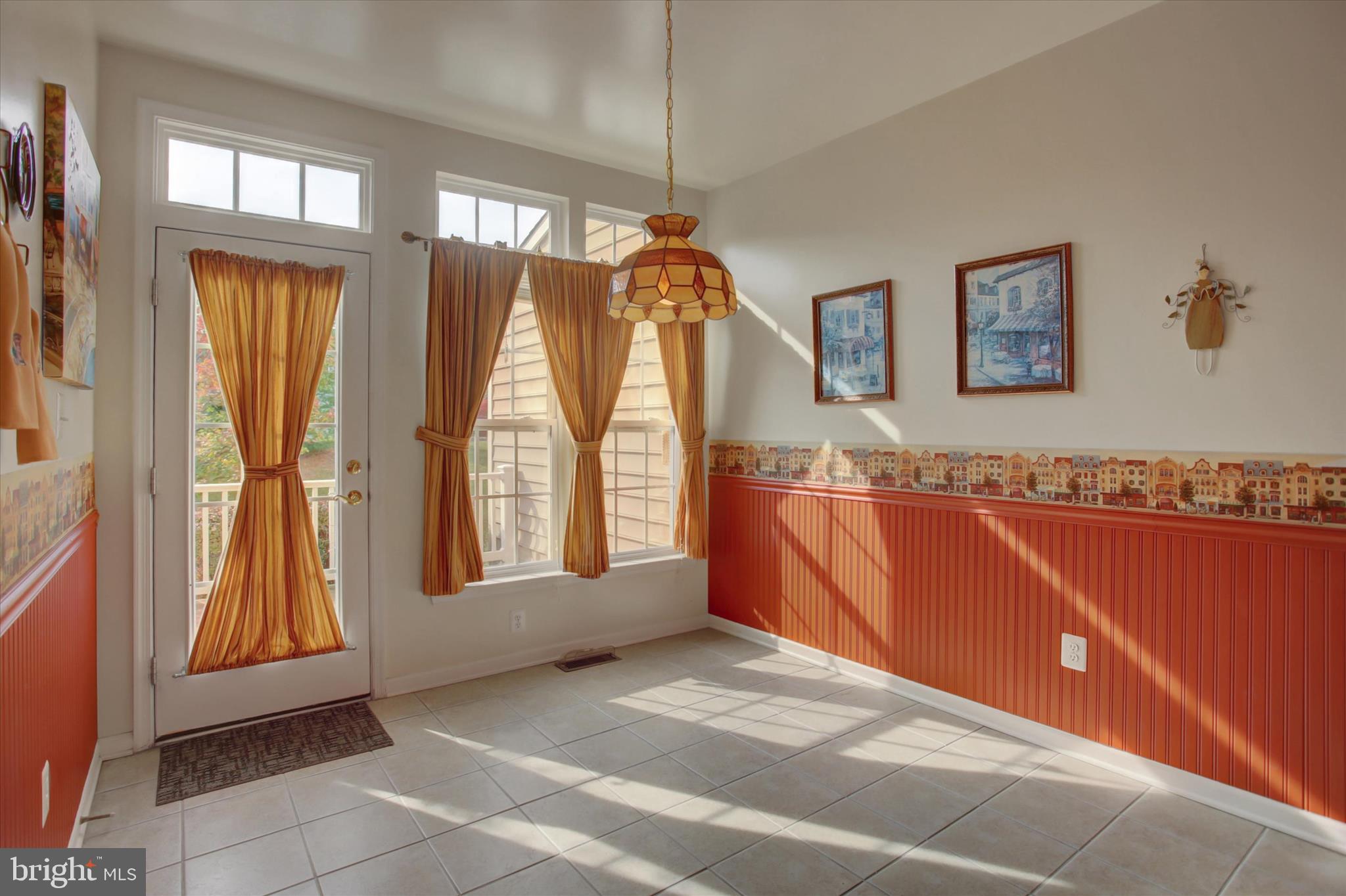 SIGNATURE CLUB AT GREENVIEW - Residential